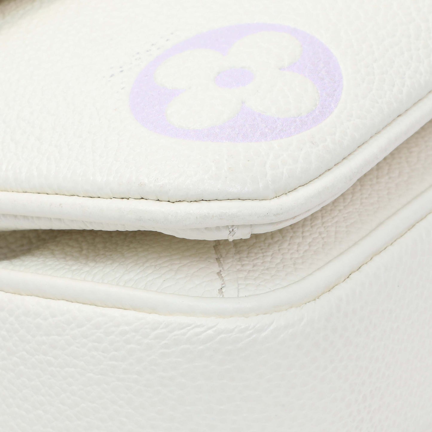 Exclusive Louis Vuitton Latte Bubble Tea Empreinte Pochette Metis East West — Top View