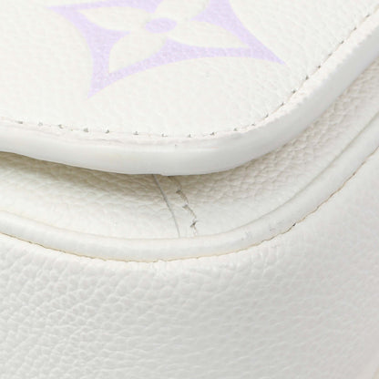 Exclusive Louis Vuitton Latte Bubble Tea Empreinte Pochette Metis East West — Alternate View 7