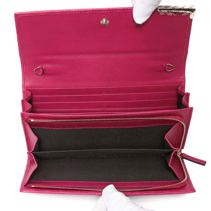 Exclusive Gucci Bouganville Microguccissima Chain Wallet — Detail View
