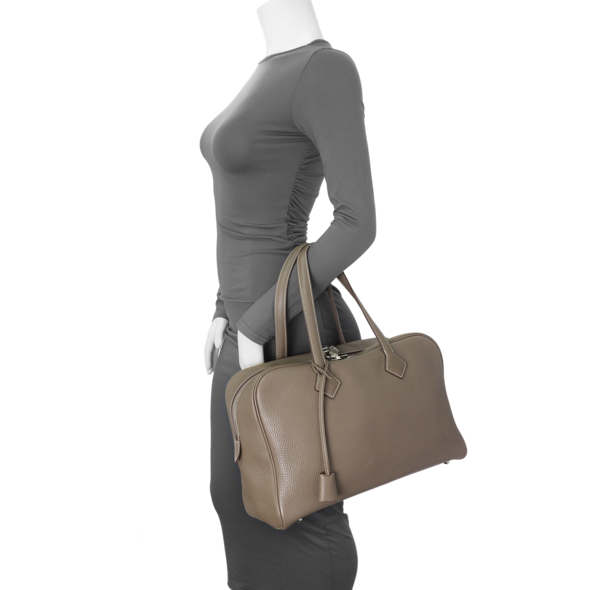 Exclusive Hermes Etoupe Taurillon Clemence Victoria II 35 — Alternate View 11
