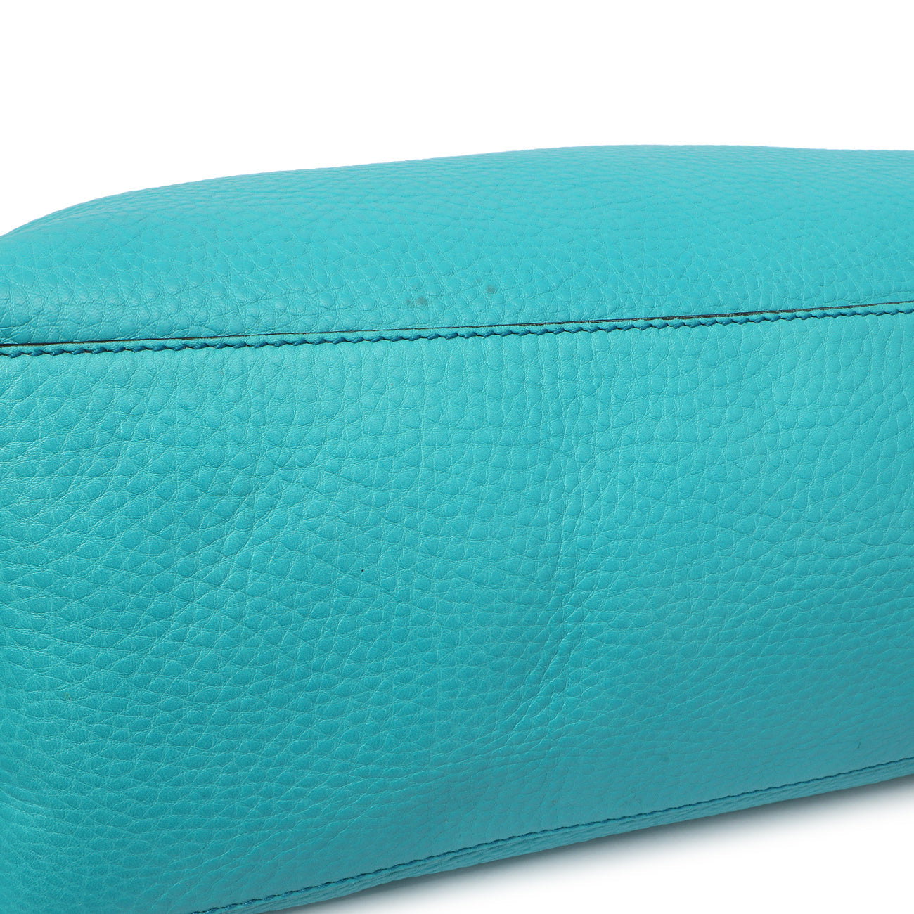 Exclusive Gucci Teal Pebbled Calfskin Medium Soho Chain Shoulder Bag — Alternate View 11