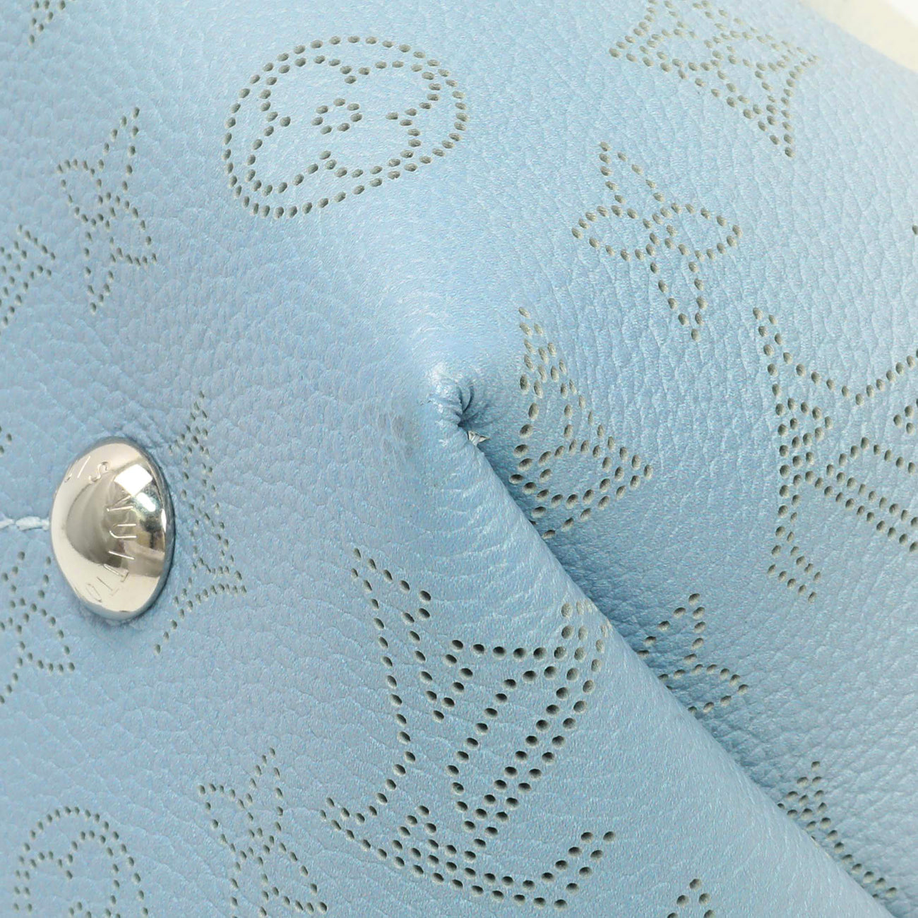 Exclusive Louis Vuitton Bleu Degrade Mahina Bella — Alternate View 7