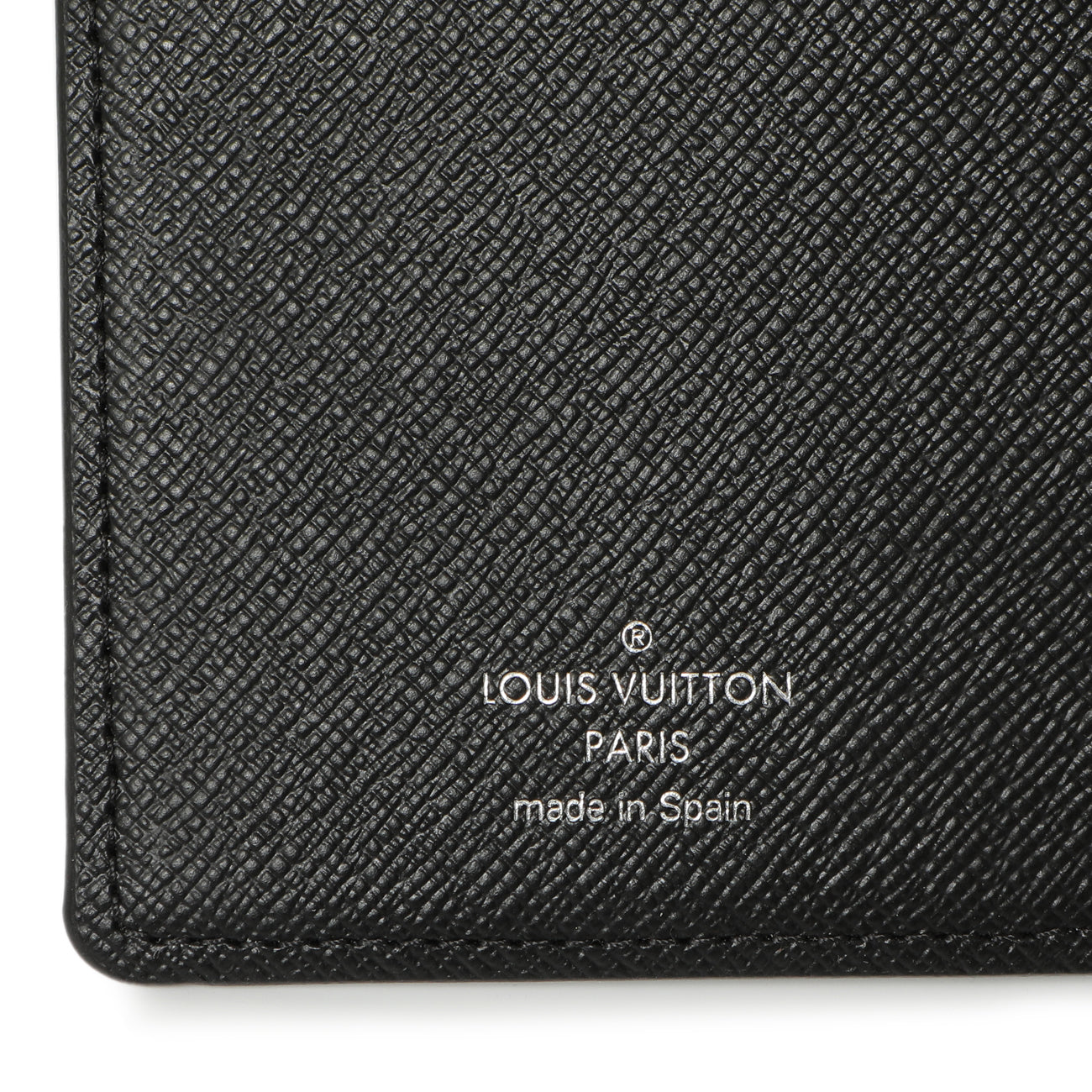 Exclusive Louis Vuitton Damier Graphite Checkbook Cover Wallet — Detail View