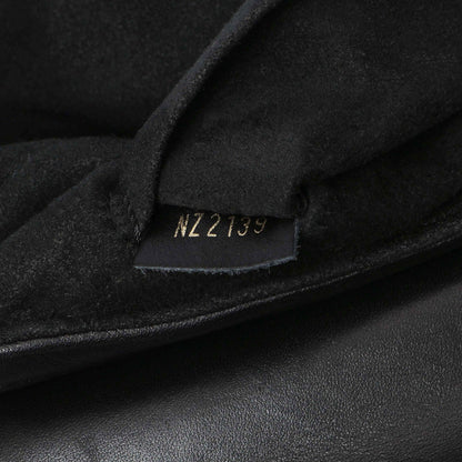 Exclusive Louis Vuitton Black Calfskin New Wave Chain PM — Alternate View 7