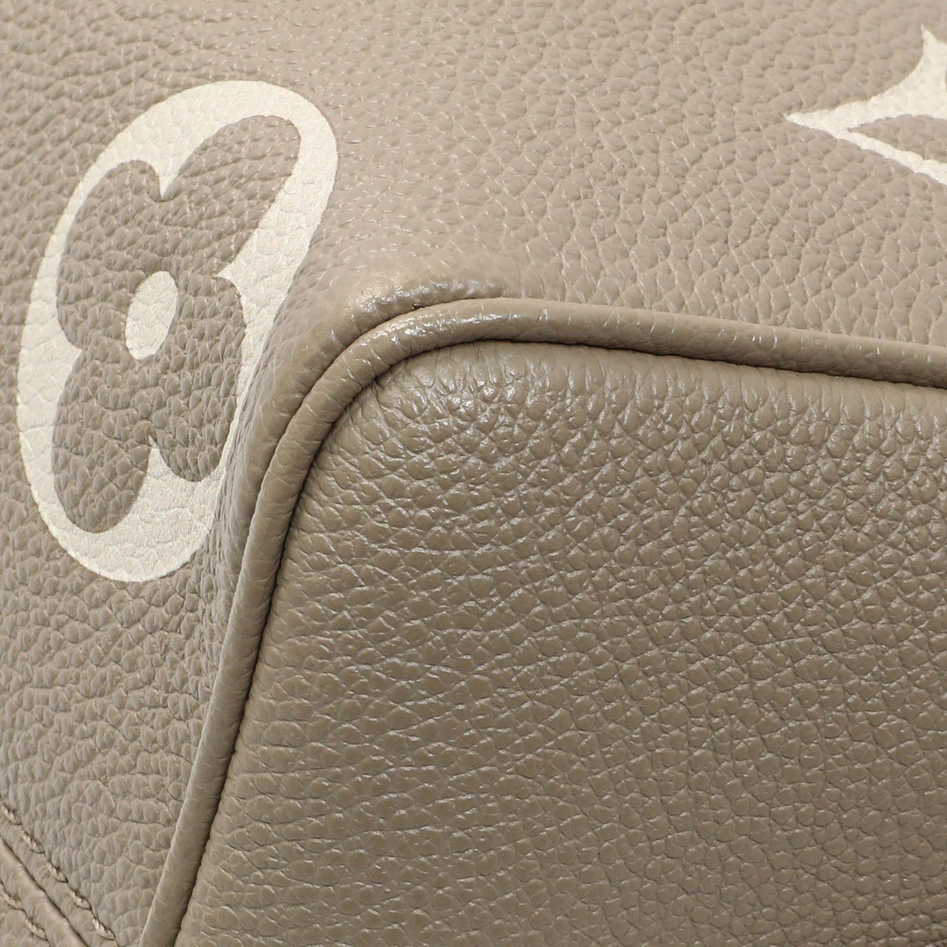 Exclusive Louis Vuitton Tourterelle Creme Empreinte Monogram Giant Speedy 20 Bandouliere — Detail View