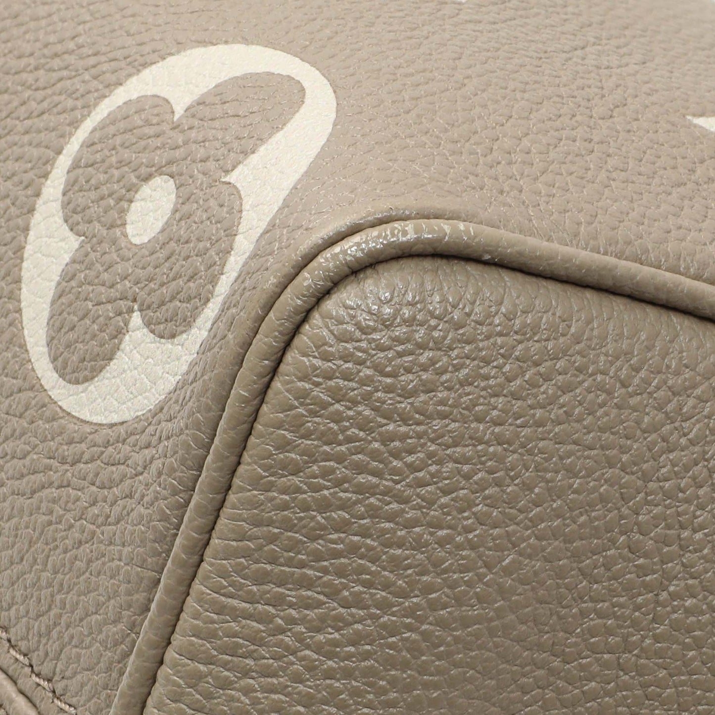 Exclusive Louis Vuitton Tourterelle Creme Empreinte Monogram Giant Speedy 20 Bandouliere — Alternate View 7