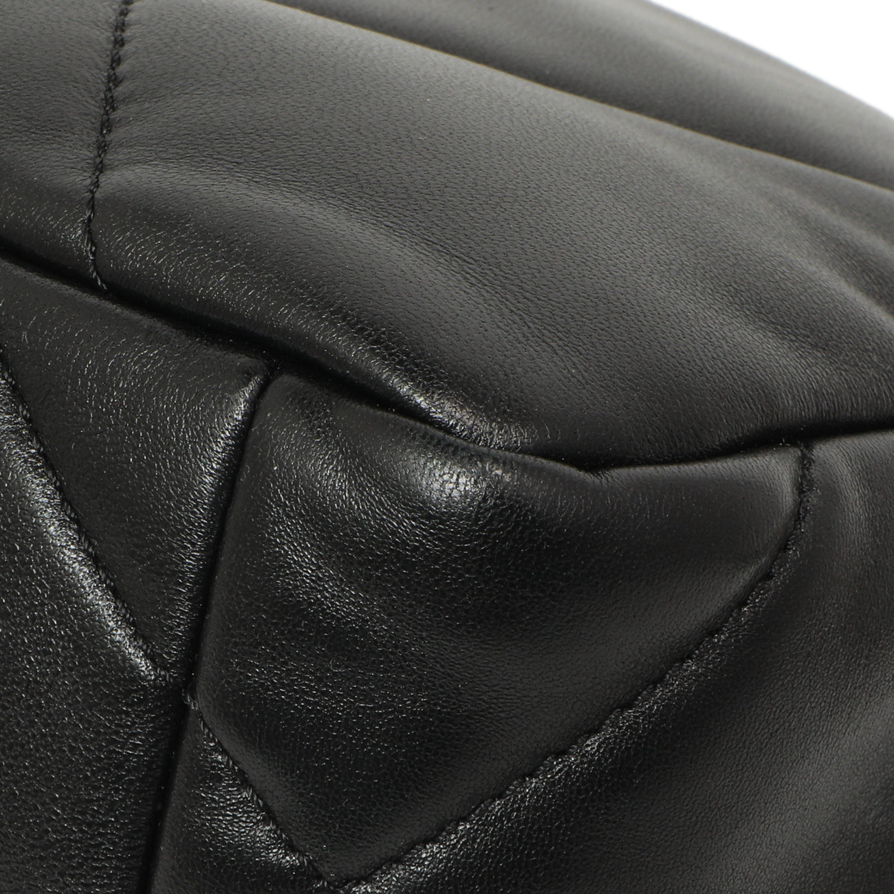 Exclusive Chanel Black Quilted Lambskin Medium 19 Flap — Alternate View 8