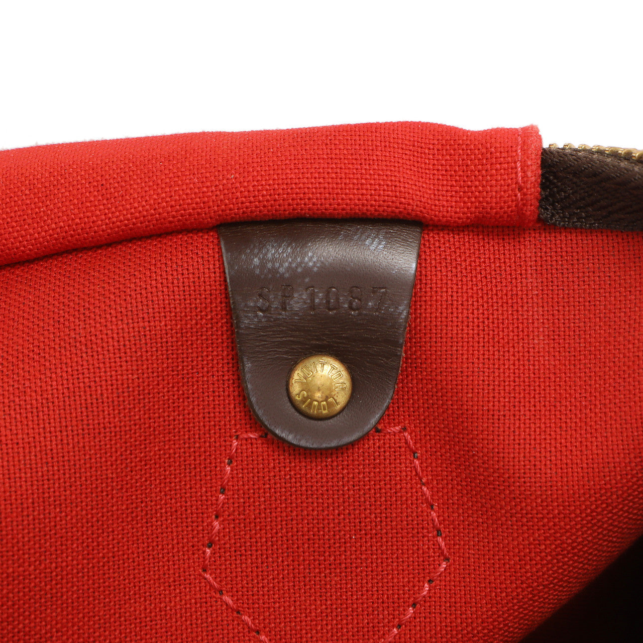 Exclusive Louis  Vuitton  Damier  Ebene  Speedy 30 — Lifestyle View