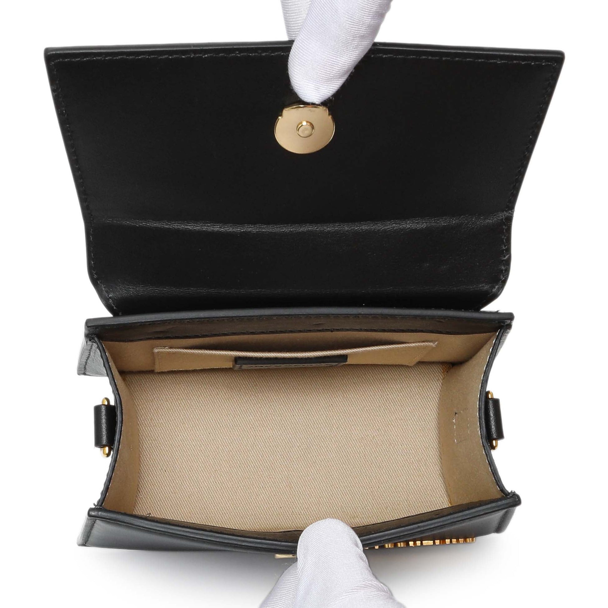 Exclusive Jacquemus Black Smooth Calfskin Le Chiquito Moyen — Top View