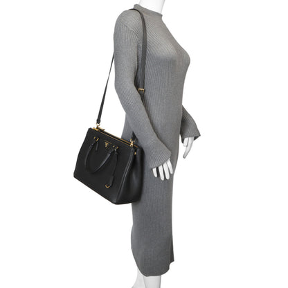 Exclusive Prada Black Saffiano Medium Galleria Double Zip Tote — Alternate View 10