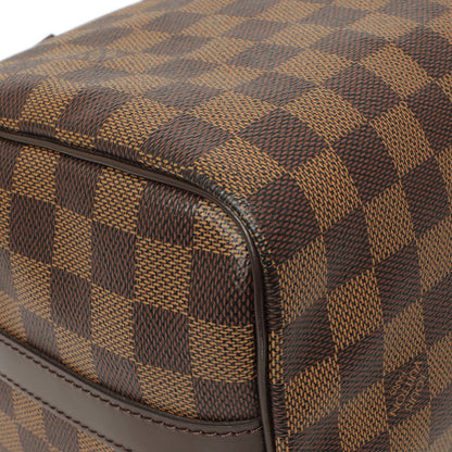 Exclusive Louis Vuitton Damier Ebene Speedy Bandouliere 25 — Lifestyle View