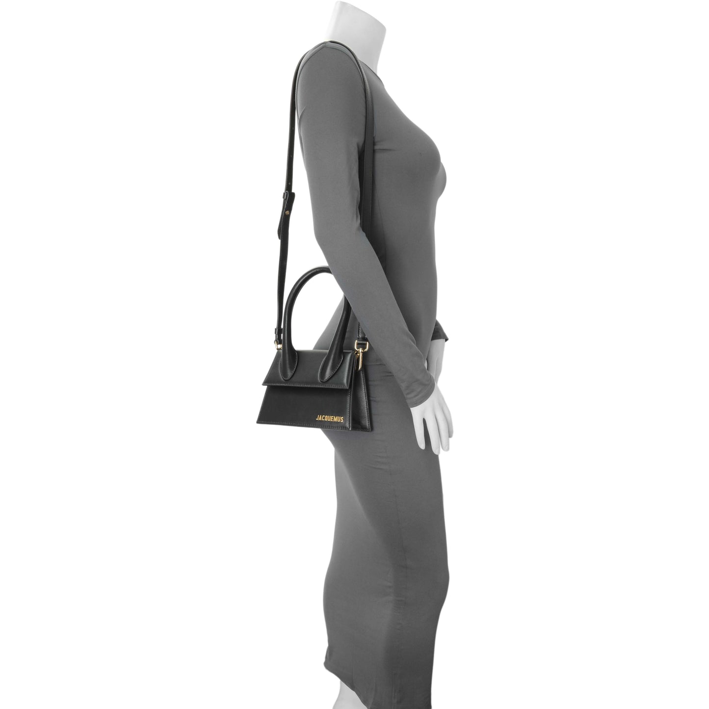 Exclusive Jacquemus Black Smooth Calfskin Le Chiquito Moyen — Lifestyle View