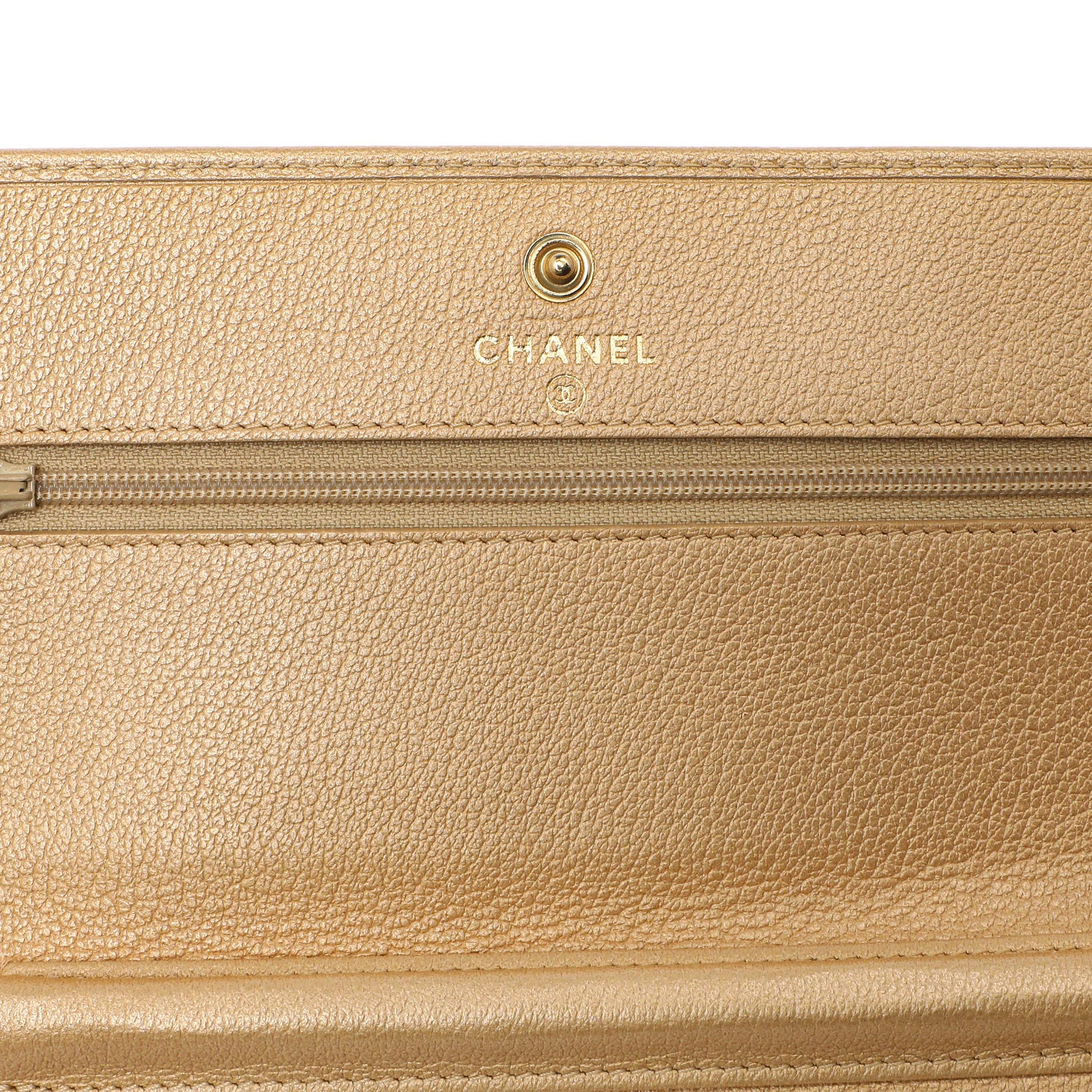 Exclusive Chanel Calfskin Camellia Wallet on Chain — Detail View