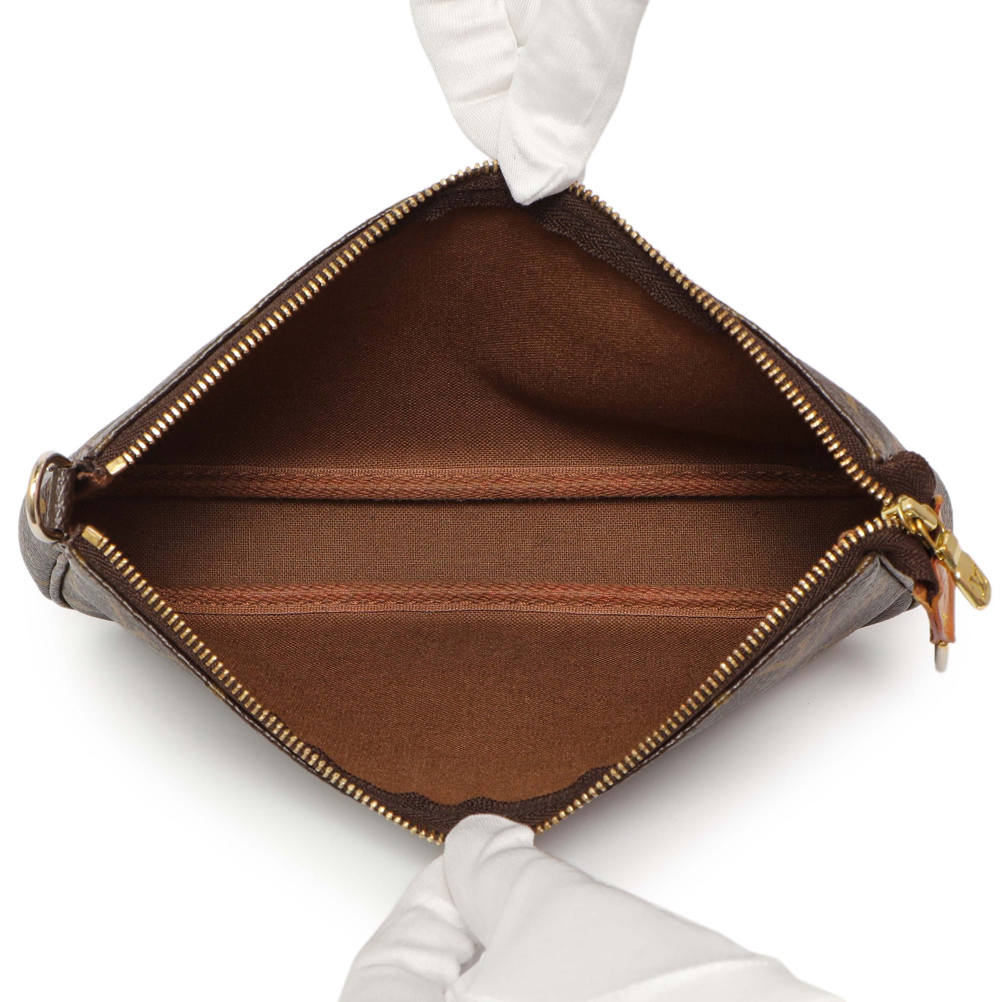 Exclusive Louis Vuitton Monogram Pochette Accessoires — Alternate View 8