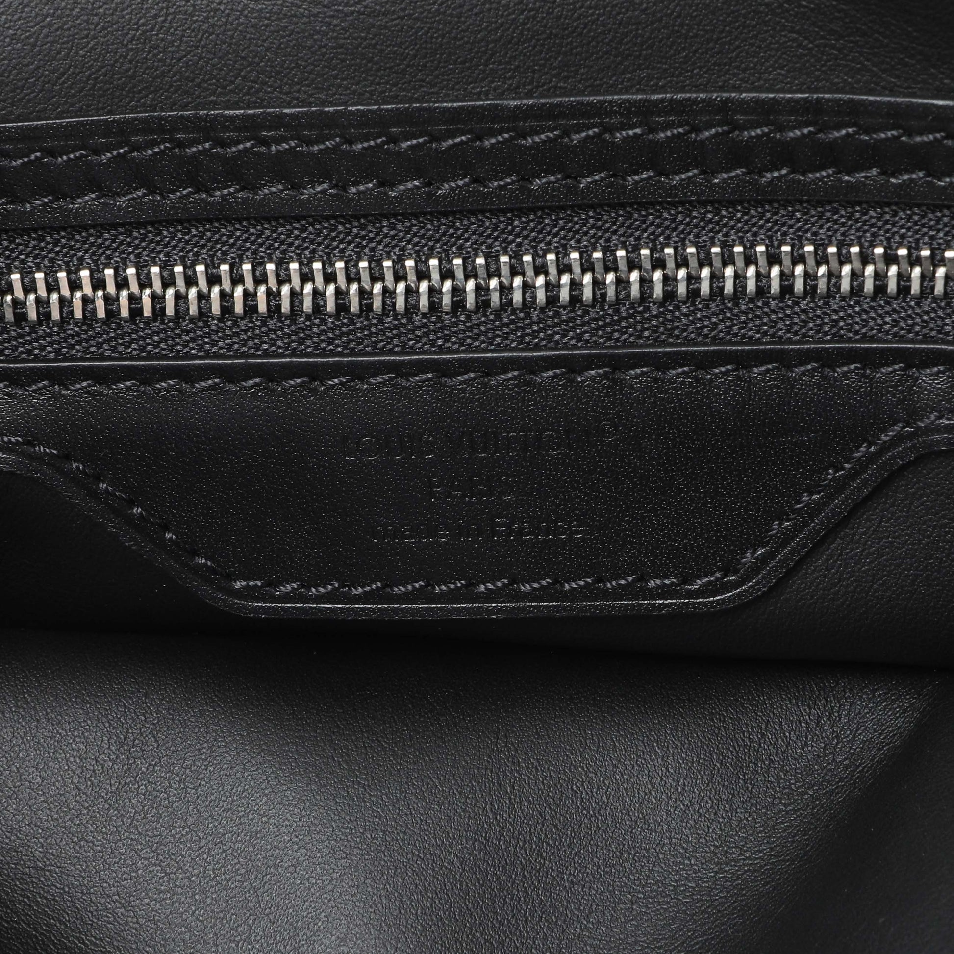 Exclusive Louis Vuitton Monogram Dark Speedy Soft 30 — Detail View
