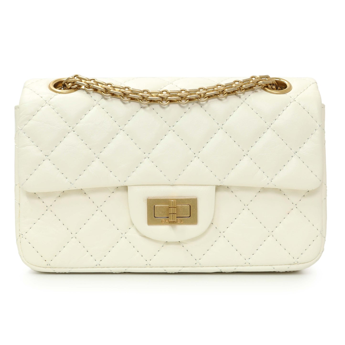 Exclusive Chanel White Quilted Aged Calfskin 2.55 Reissue Flap 224 — Front View