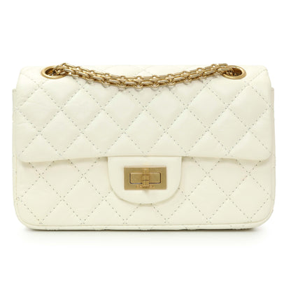 Exclusive Chanel White Quilted Aged Calfskin 2.55 Reissue Flap 224 — Front View