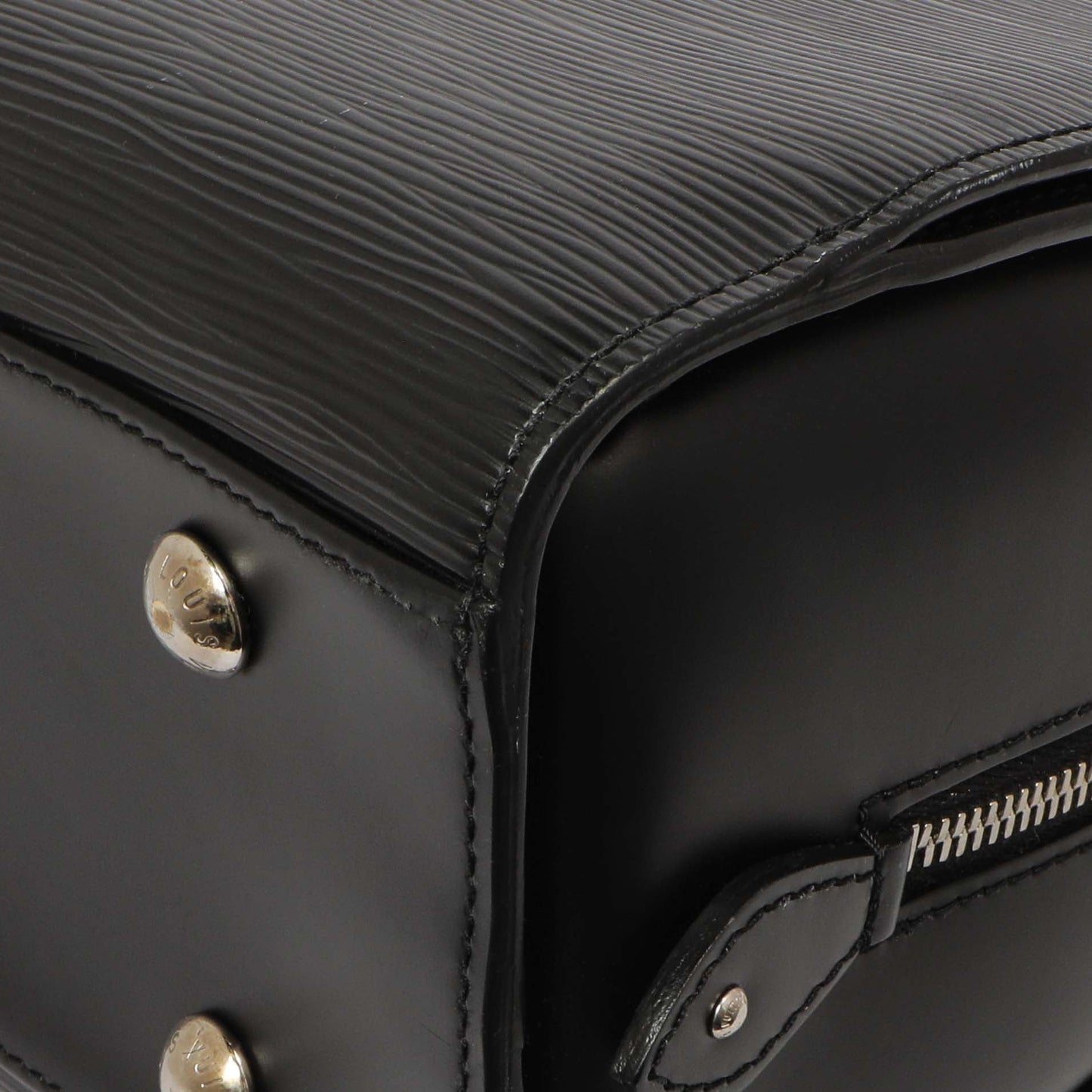 Exclusive Louis Vuitton Black Epi Pont-Neuf GM — Alternate View 7