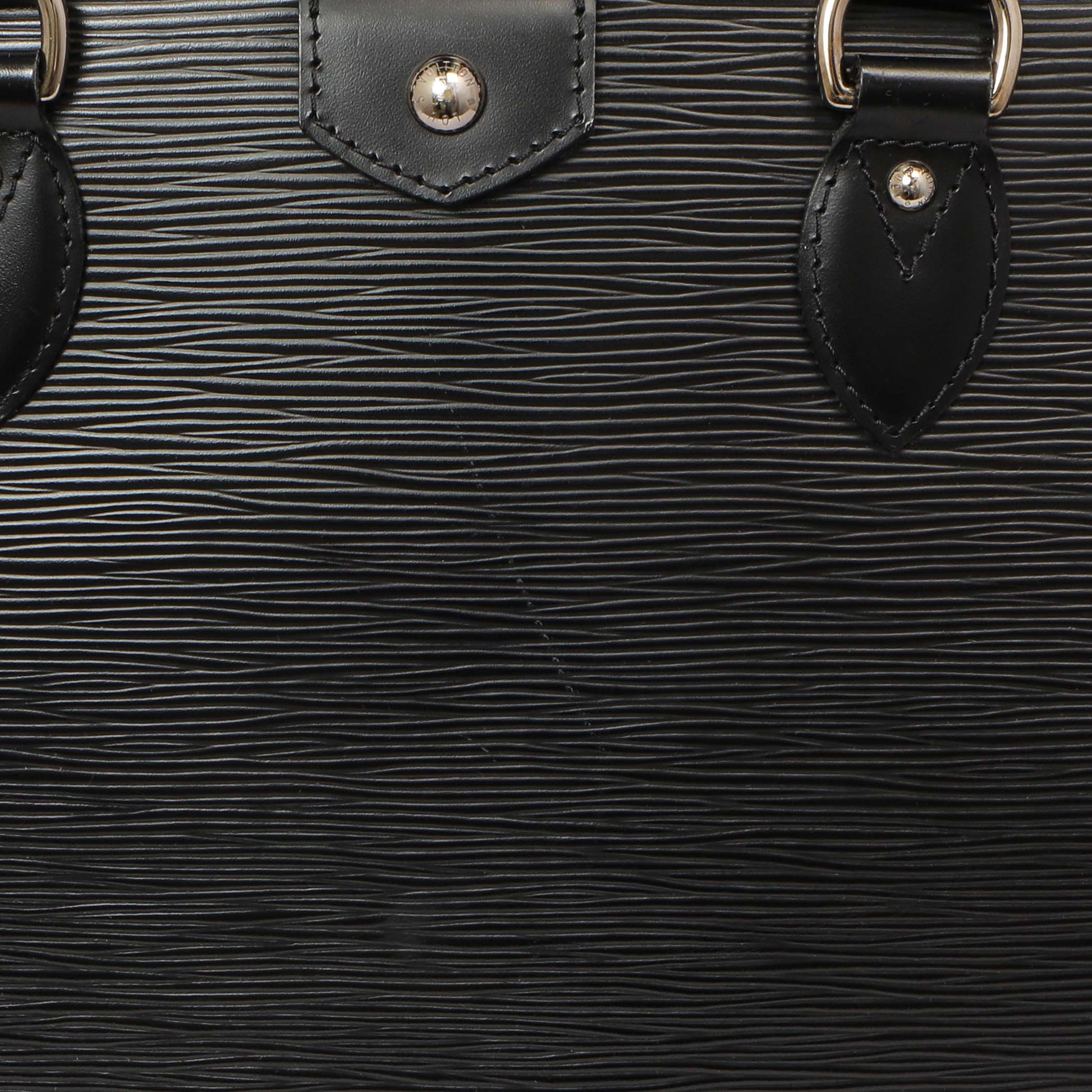 Exclusive Louis Vuitton Black Epi Pont-Neuf GM — Alternate View 11