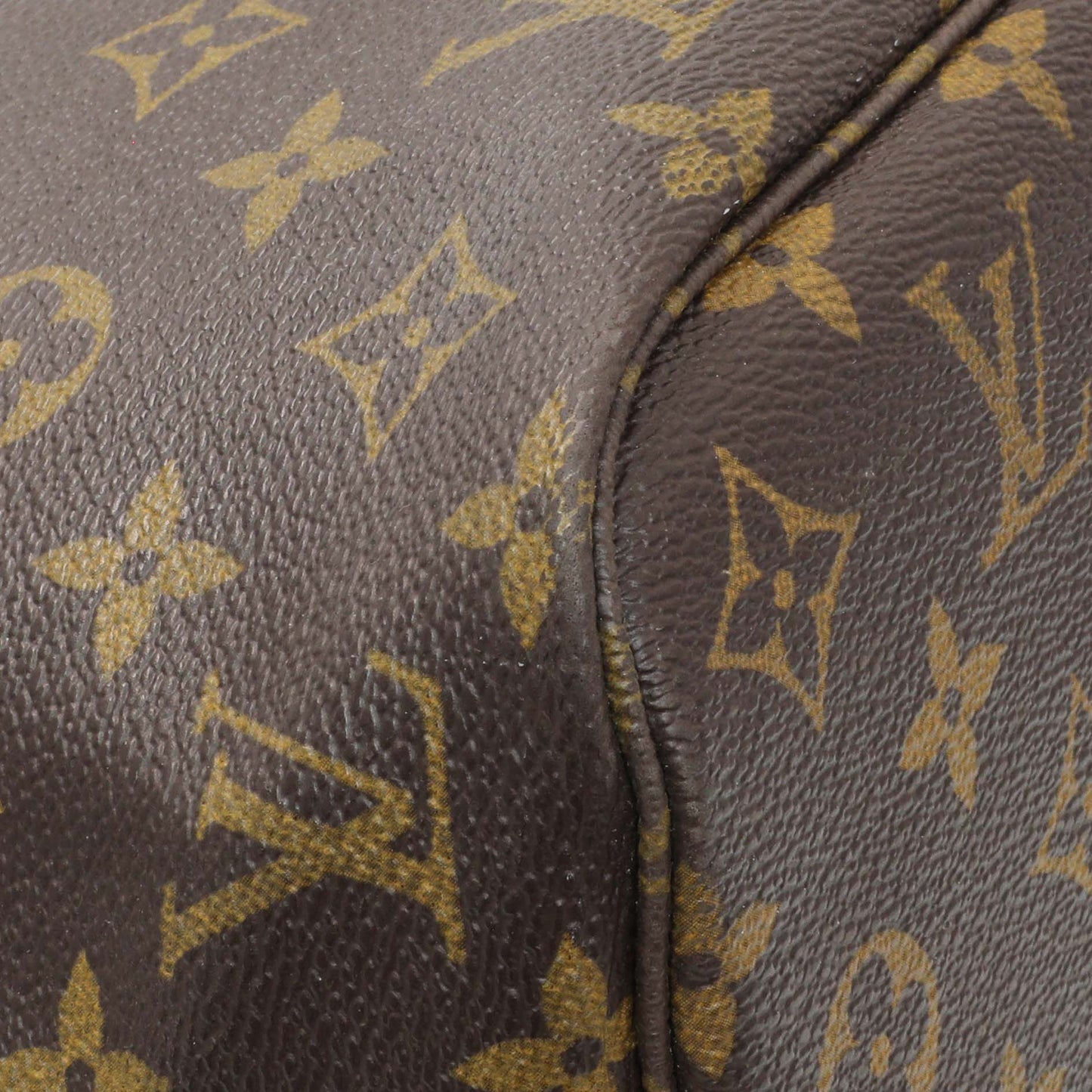 Exclusive Louis Vuitton Monogram Neverfull PM — Top View