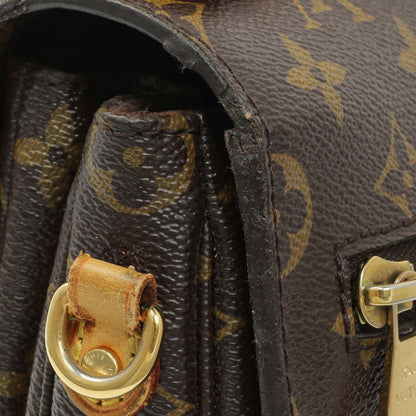 Exclusive Louis Vuitton Monogram Pochette Metis — Alternate View 9