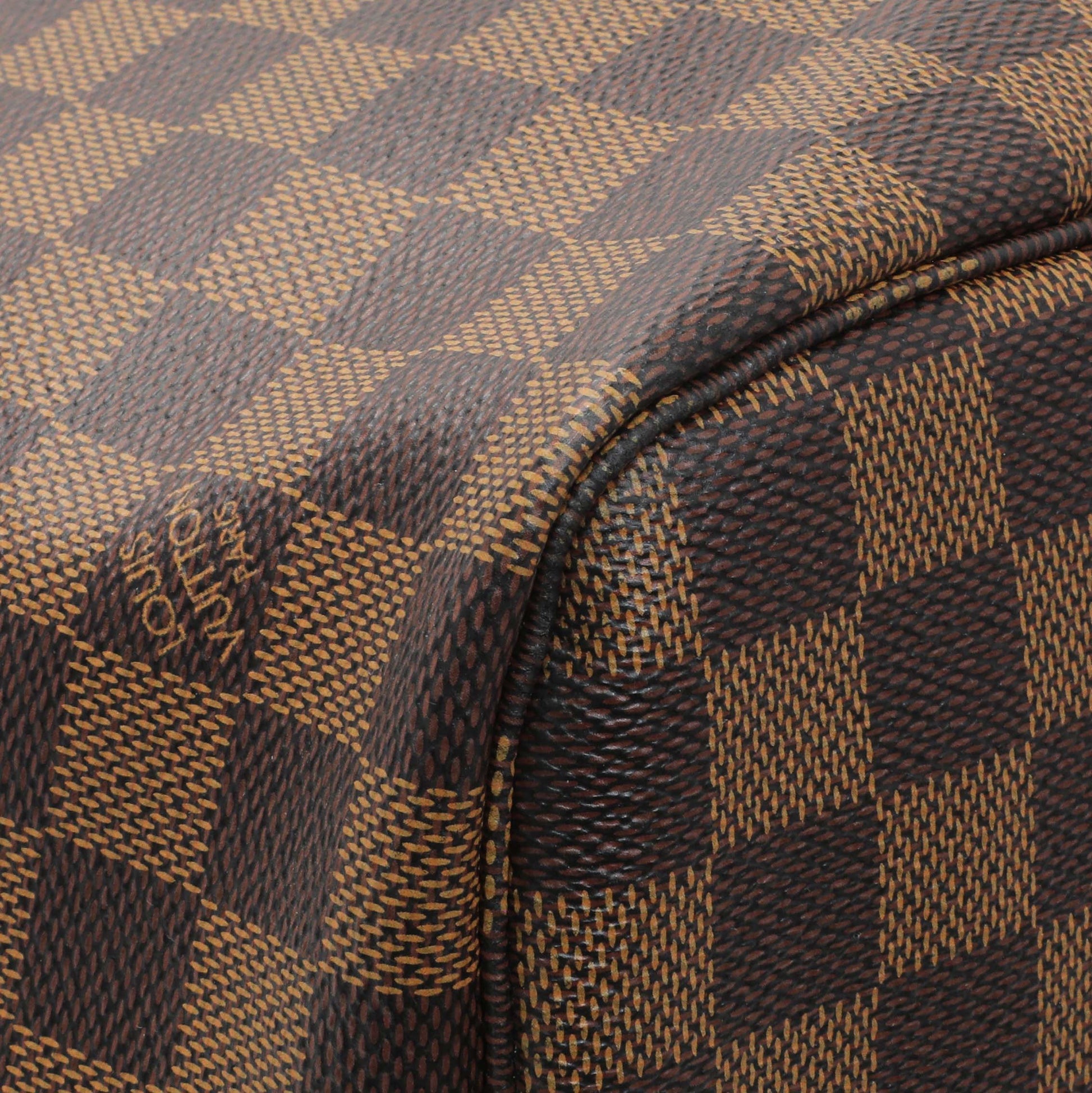 Exclusive Louis Vuitton Damier Ebene Neverfull MM — Lifestyle View