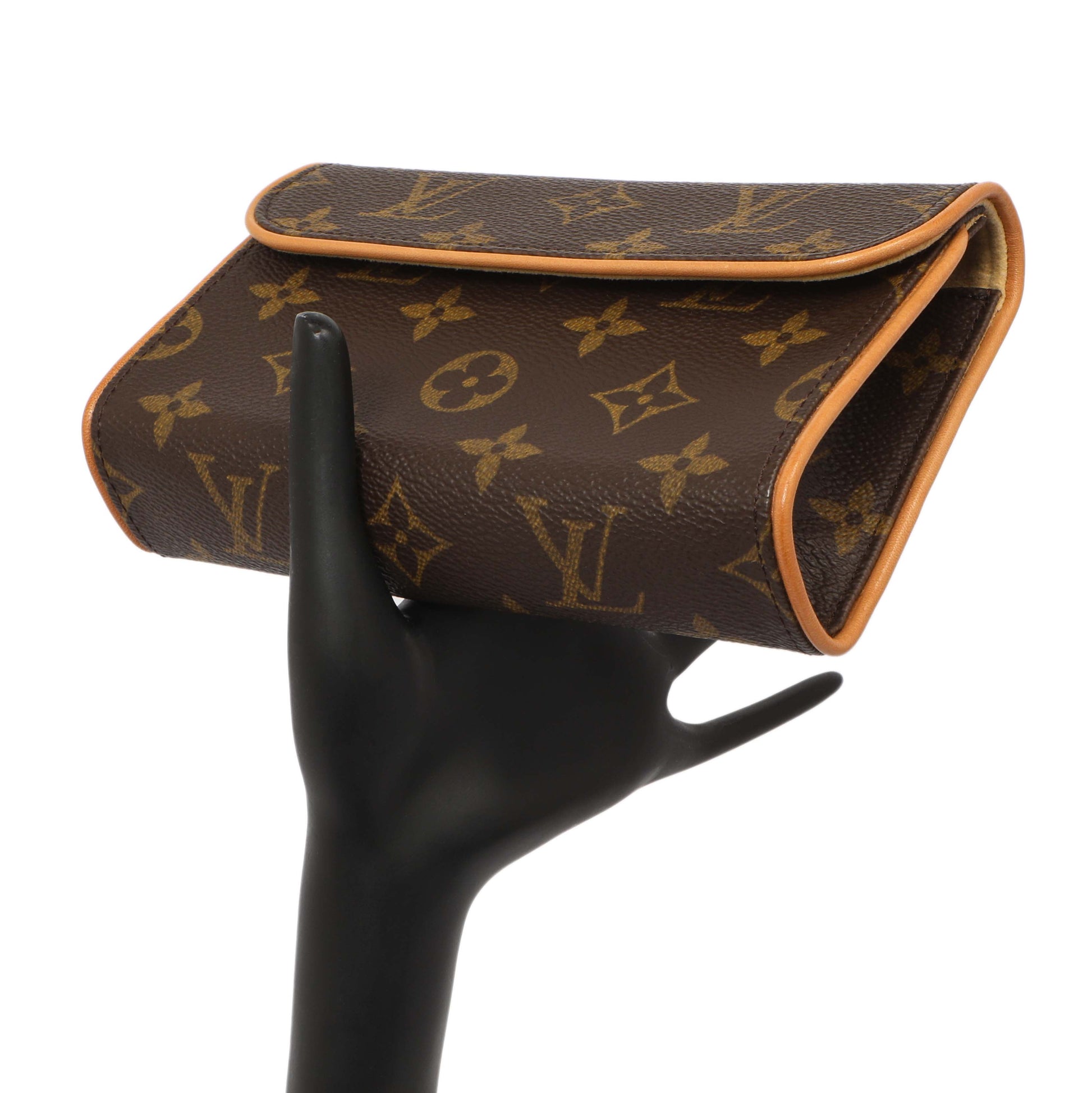 Exclusive Louis Vuitton Monogram Pochette Florentine — Alternate View 7