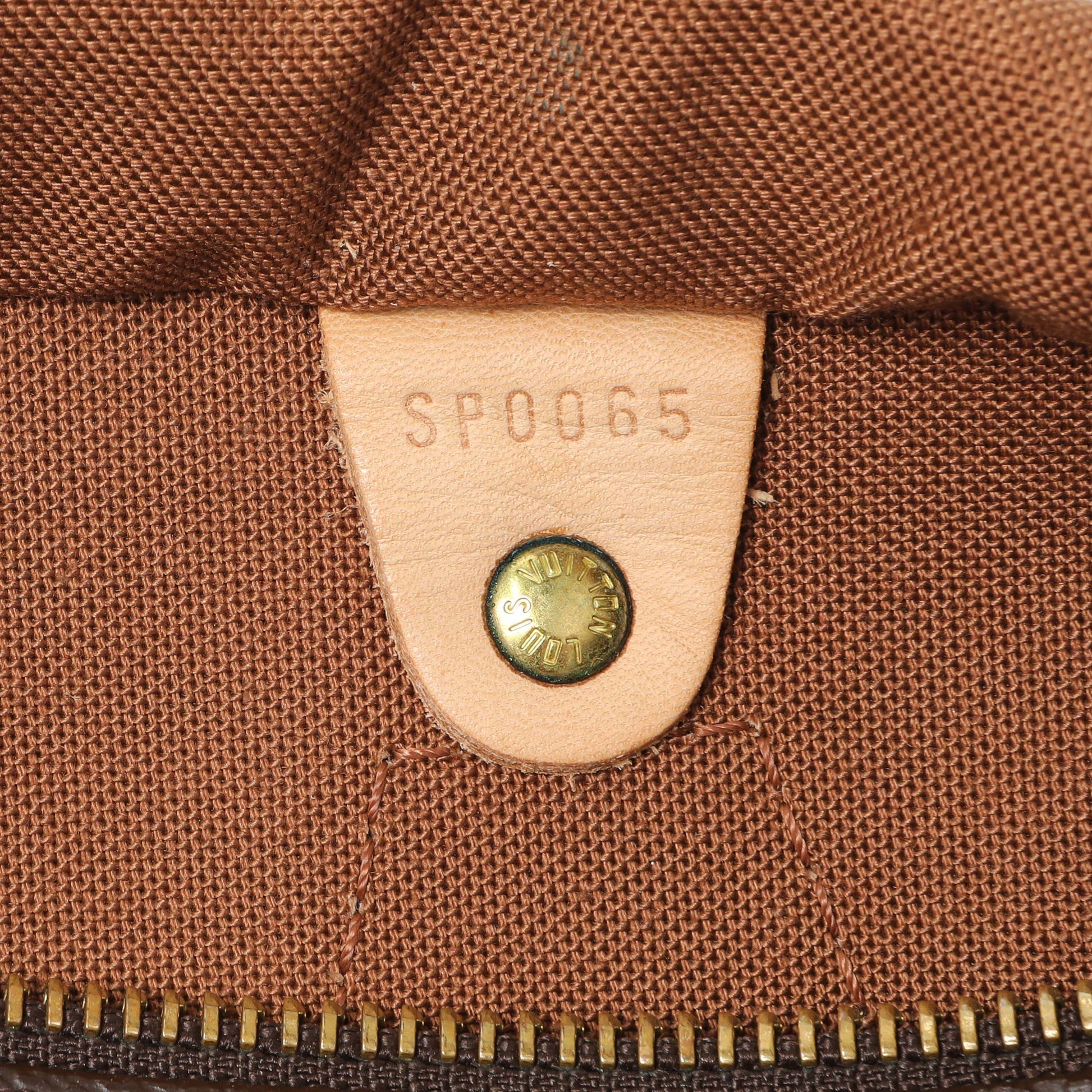 Exclusive Louis Vuitton Monogram Speedy 25 — Alternate View 10