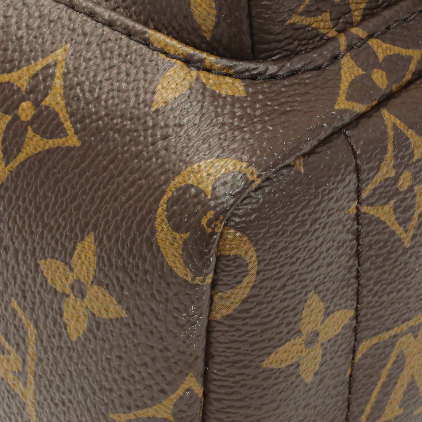 Exclusive Louis Vuitton Monogram Palm Springs Backpack Mini — Top View