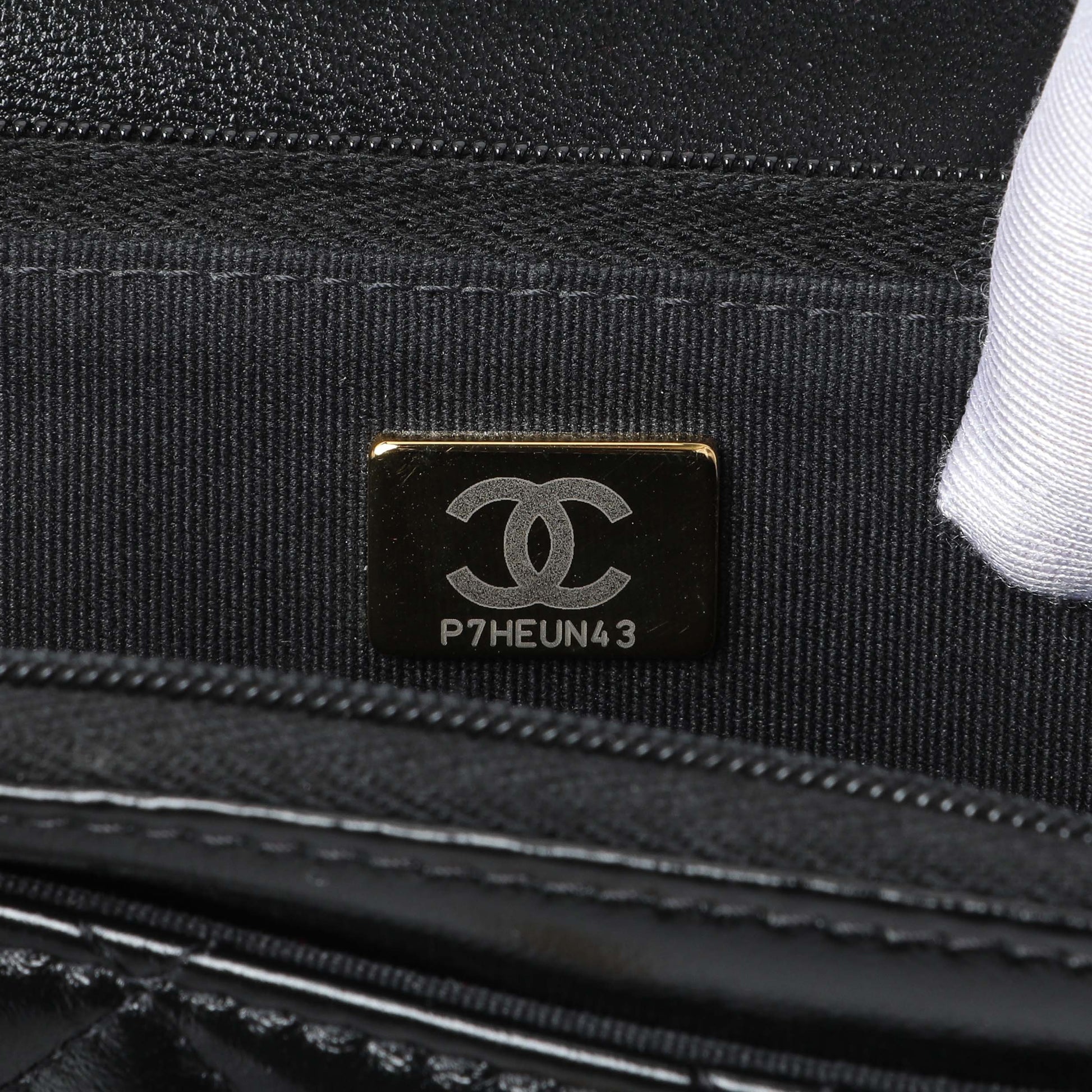 Exclusive Chanel Black Quilted Shiny Lambskin Golden Links Wallet on Chain — Alternate View 10