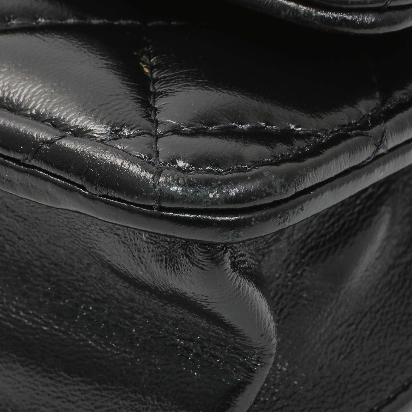 Exclusive Chanel Black Quilted Shiny Lambskin Golden Links Wallet on Chain — Detail View