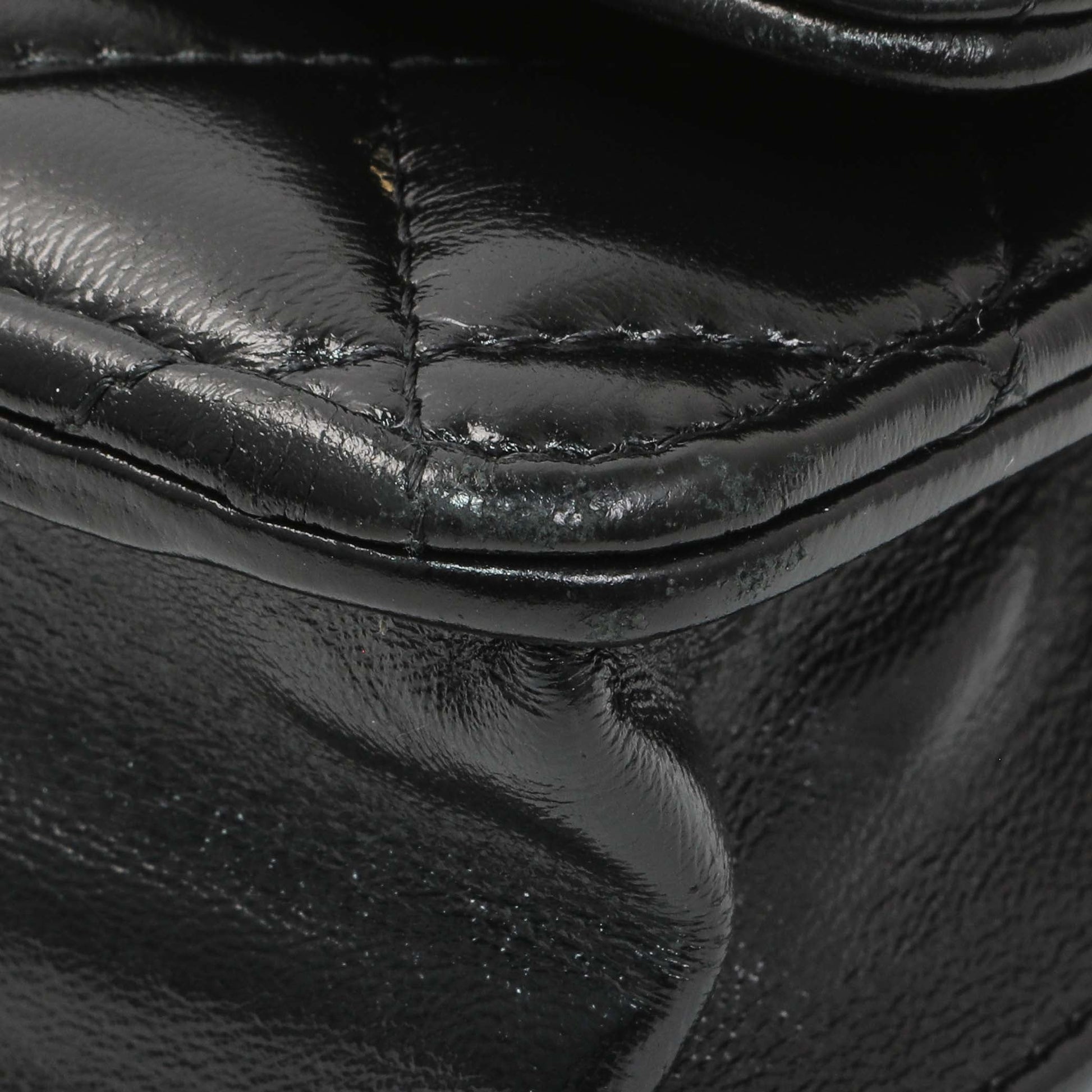 Exclusive Chanel Black Quilted Shiny Lambskin Golden Links Wallet on Chain — Detail View
