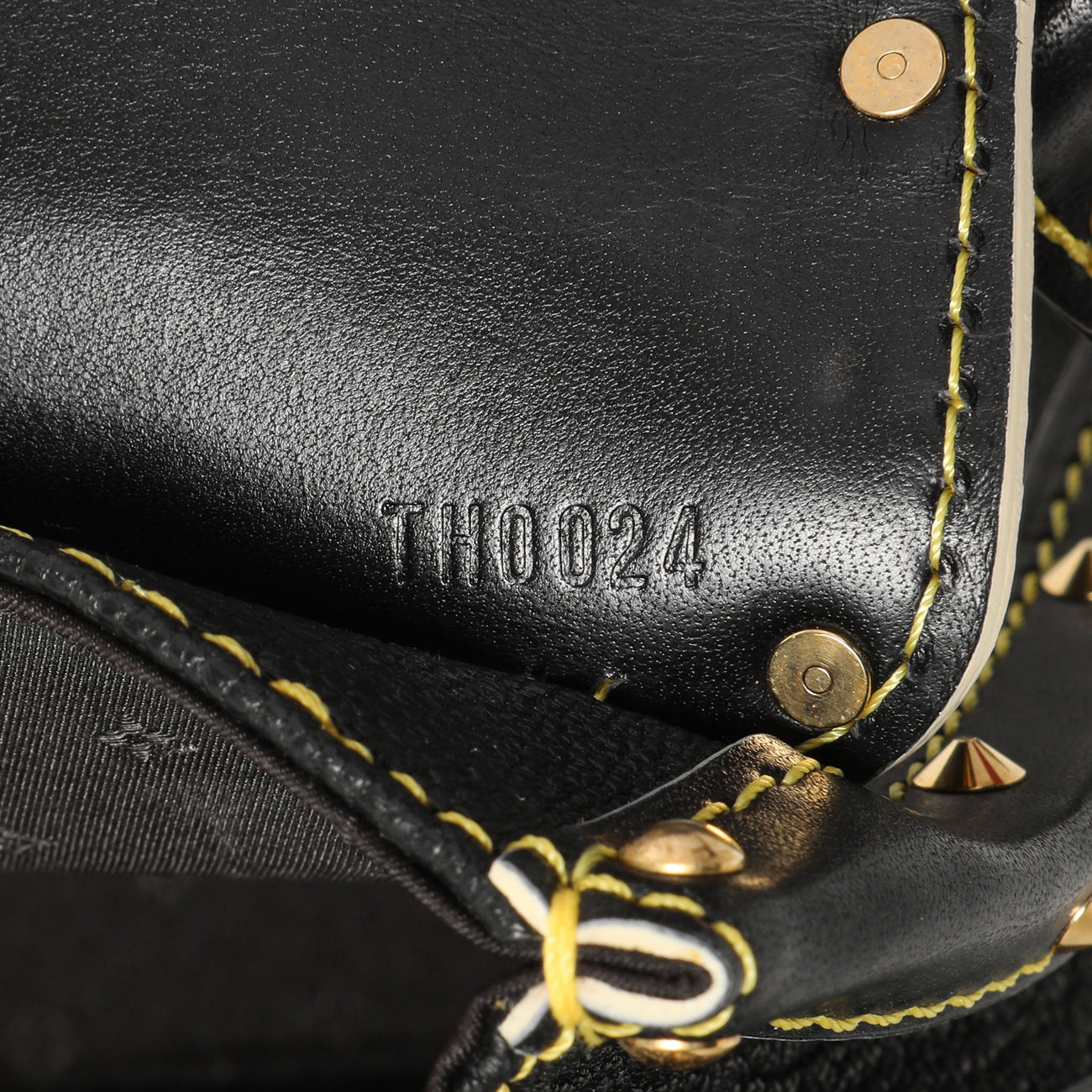 Exclusive Louis Vuitton Black Suhali L'Aimable — Alternate View 10