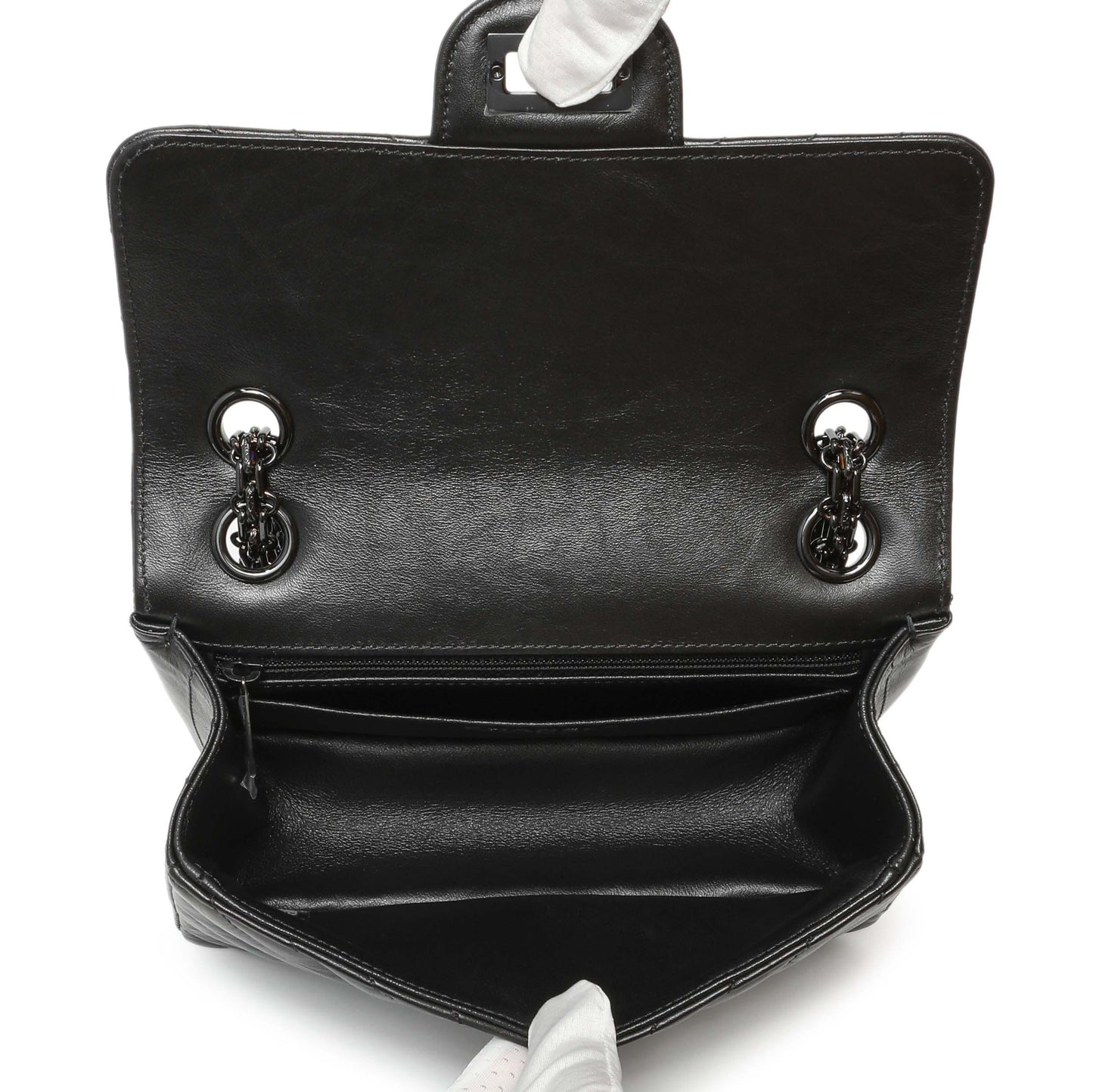 Exclusive Chanel Black Aged Calfskin Chevron 2.55 Reissue Flap 224 — Top View