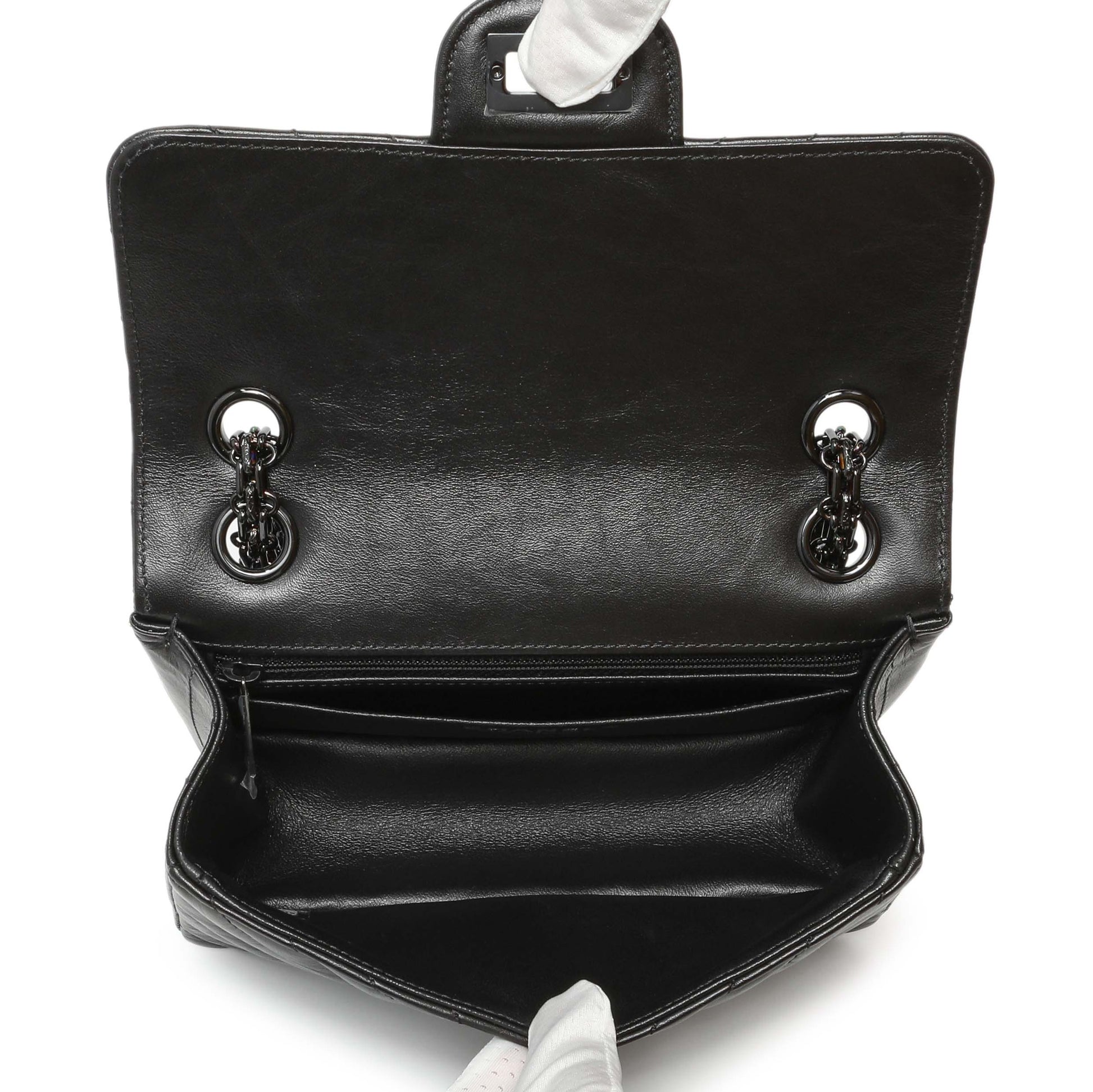 Exclusive Chanel Black Aged Calfskin Chevron 2.55 Reissue Flap 224 — Top View
