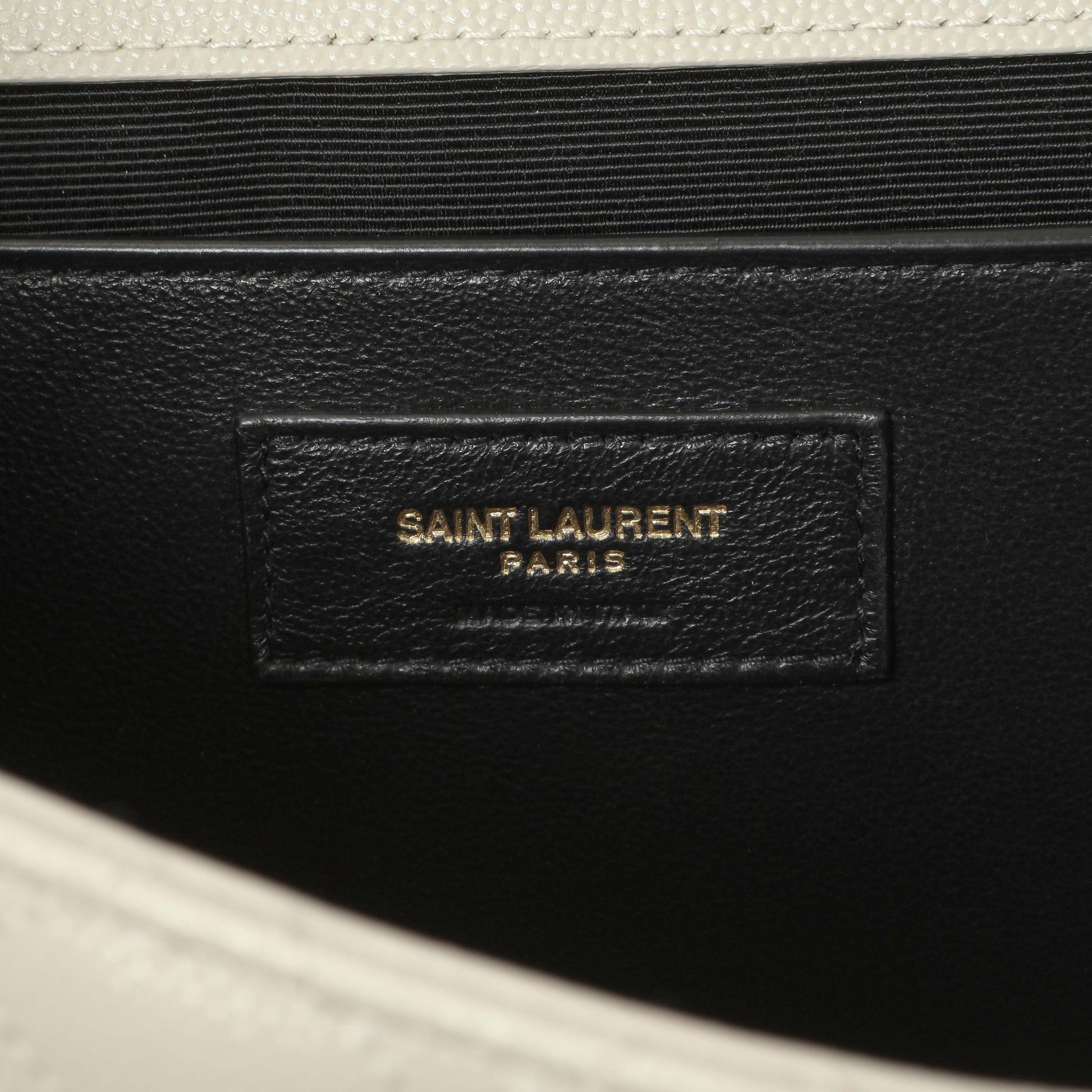 Exclusive Saint Laurent Crema Grain De Poudre Matelasse Chevron Medium Triquilt Monogram Satchel — Detail View