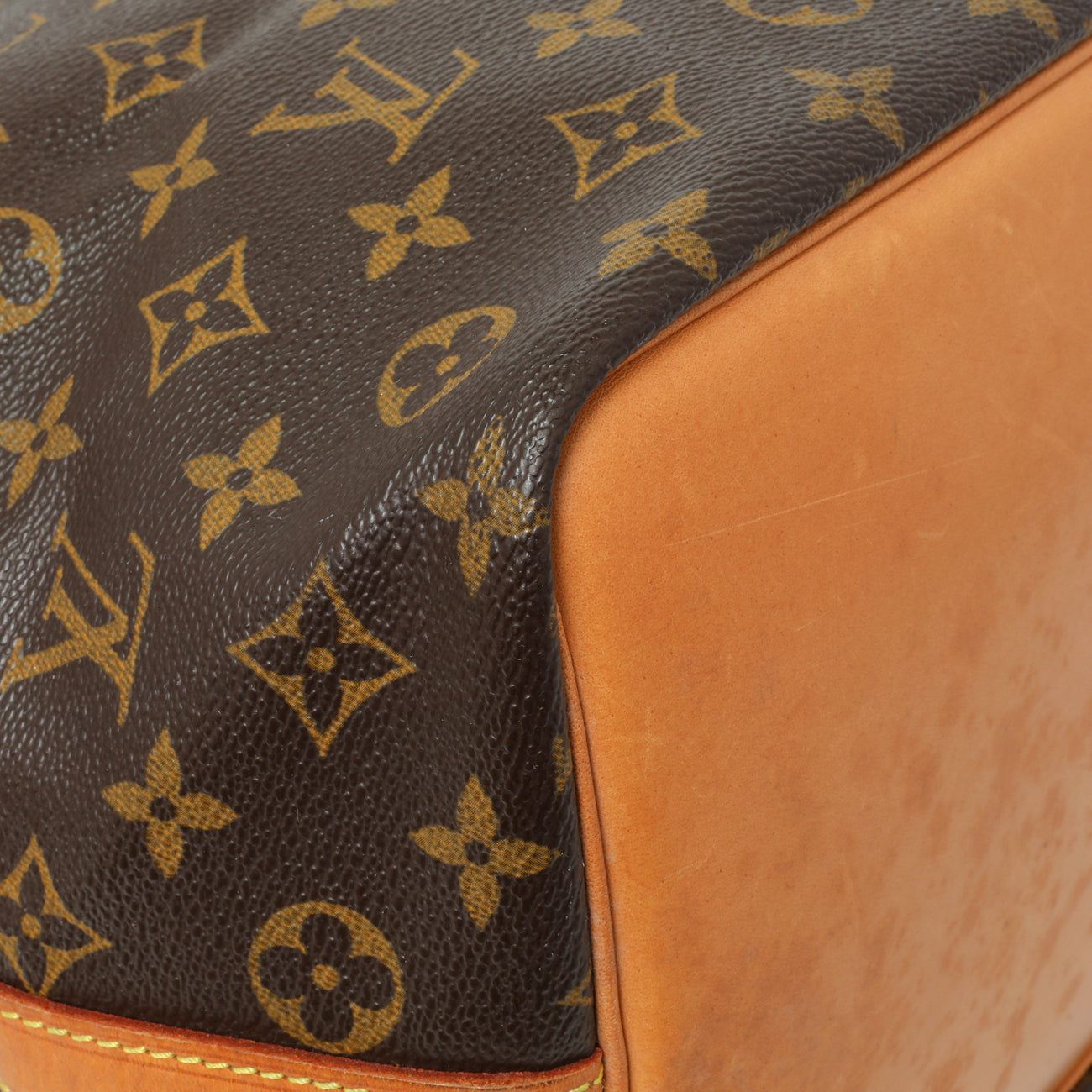 Exclusive Louis Vuitton Monogram Petit Noe — Top View