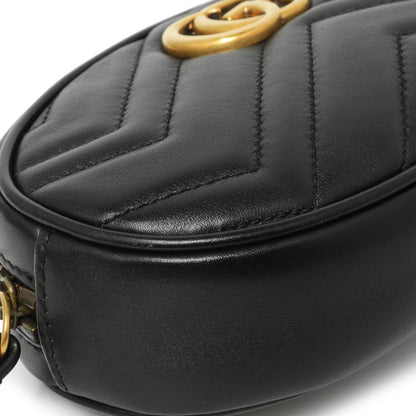 Exclusive Gucci Black Calfskin Matelasse GG Marmont Belt Bag — Detail View