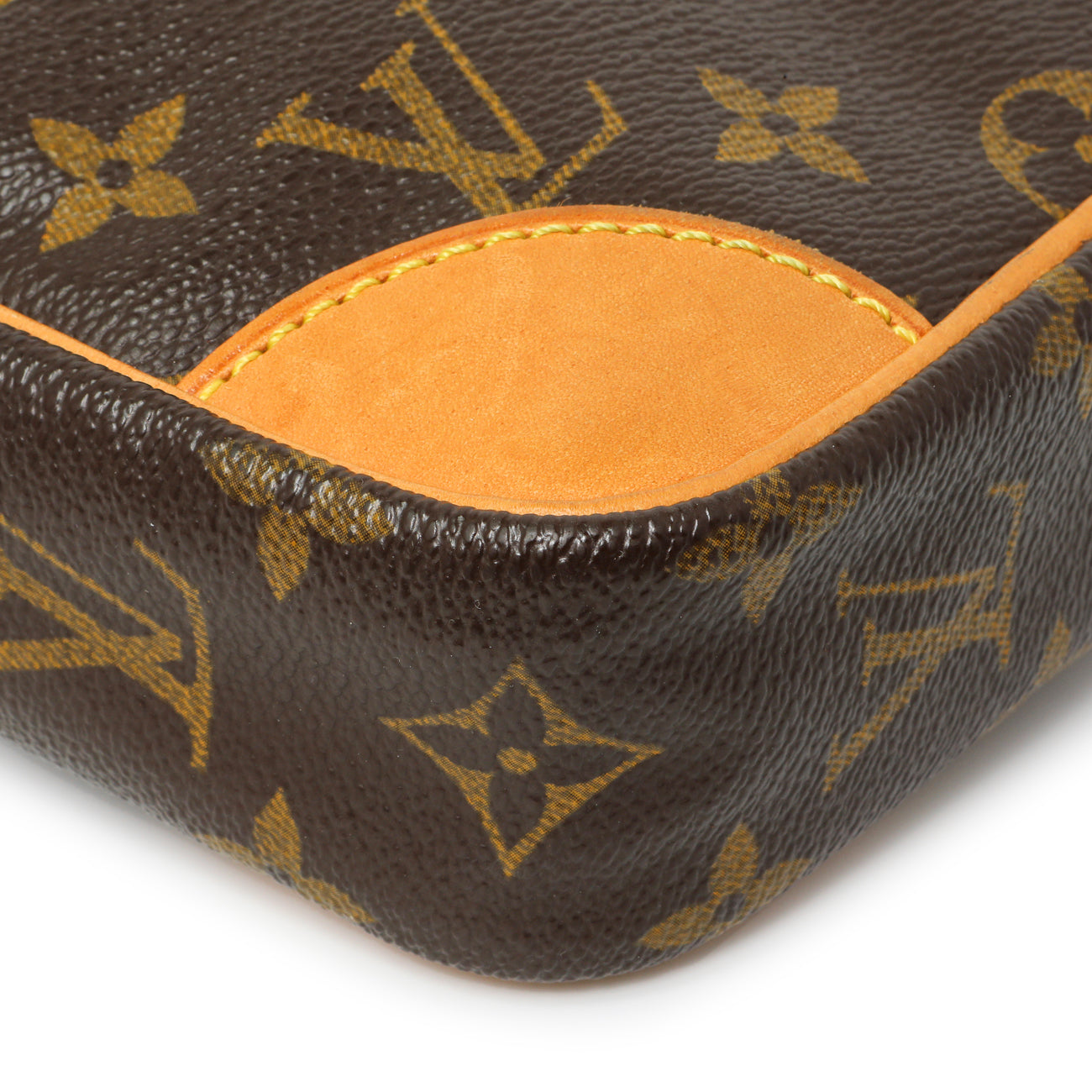 Exclusive Louis Vuitton Monogram Danube 21 — Detail View