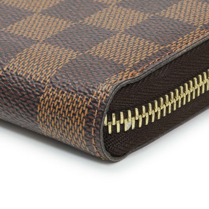 Exclusive Louis Vuitton Damier Ebene Zippy Long Wallet — Detail View