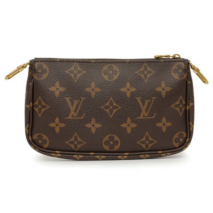 Exclusive Louis Vuttion Monogram Khaki Multi Pochette Accessories — Lifestyle View
