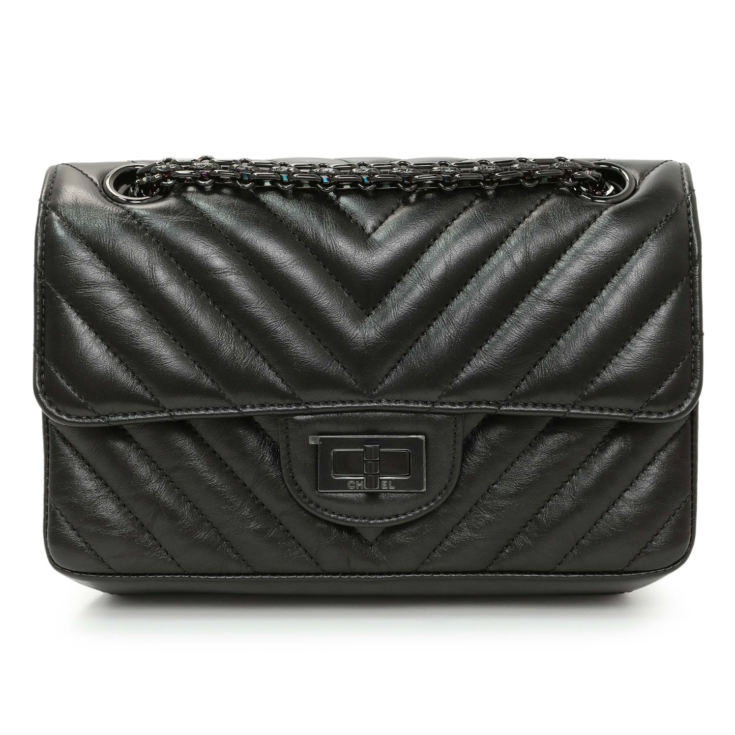 Exclusive Chanel Black Aged Calfskin Chevron 2.55 Reissue Flap 224 — Front View