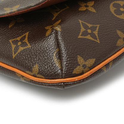 Exclusive Louis Vuitton Monogram Musette Tango — Detail View