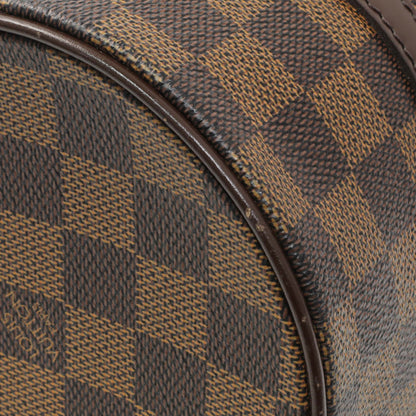 Exclusive Louis Vuitton Damier Ebene Papillon 26 — Lifestyle View
