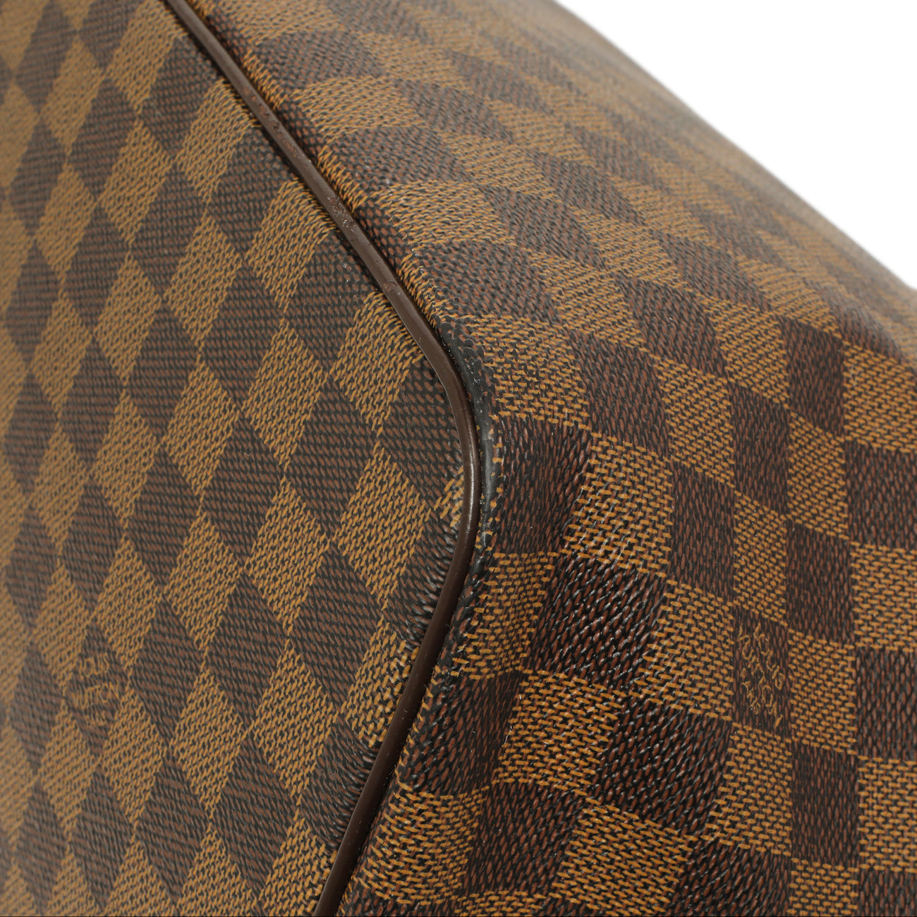 Exclusive Louis Vuitton Damier Ebene Saleya MM — Detail View