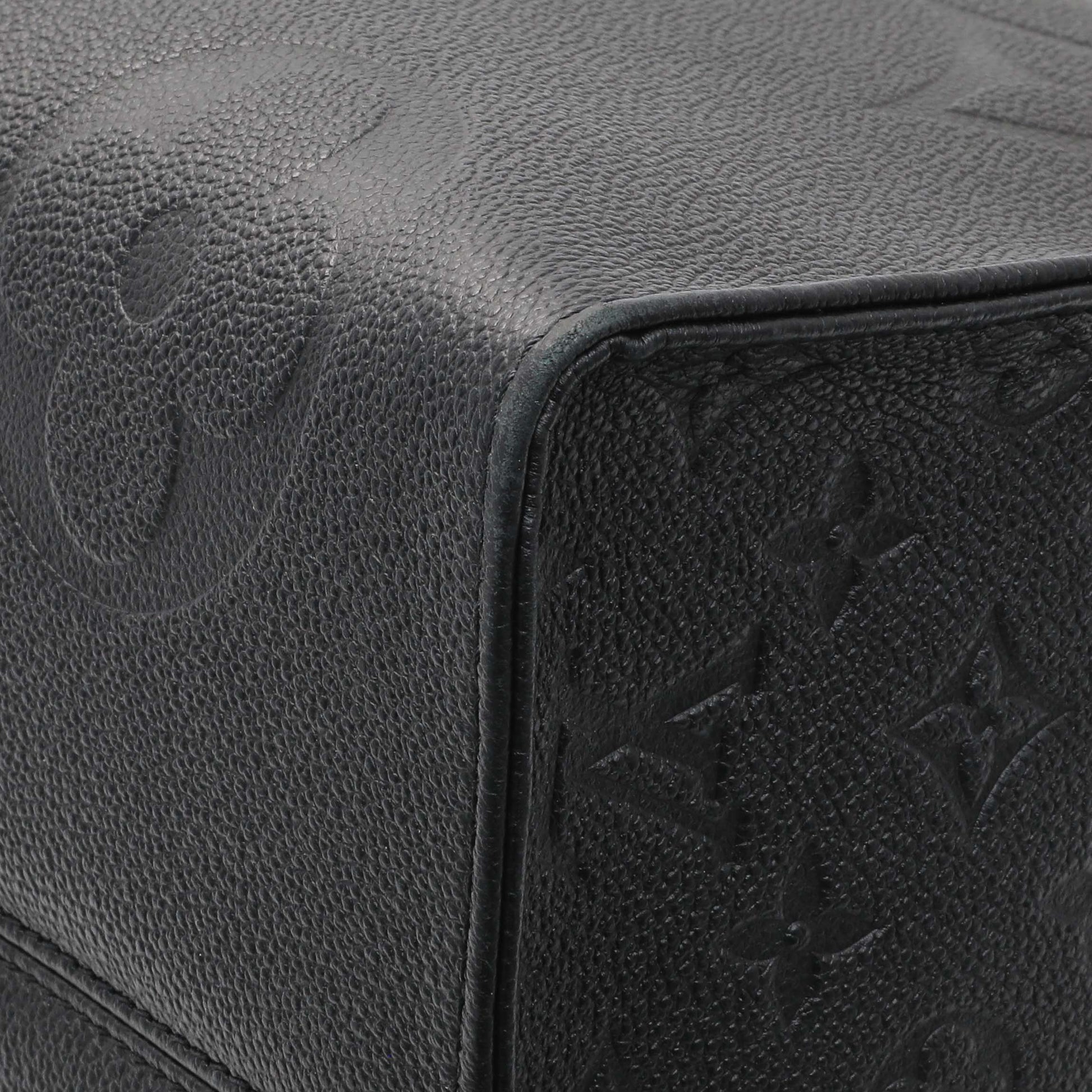 Exclusive Louis Vuitton Black Empreinte Onthego GM — Detail View