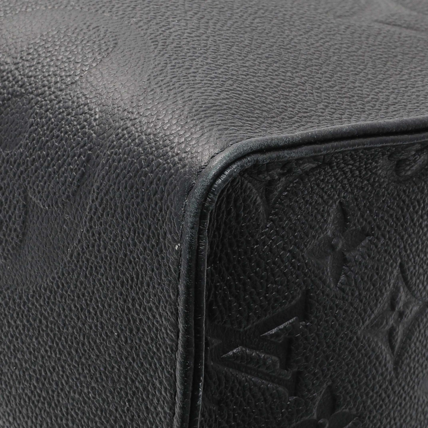 Exclusive Louis Vuitton Black Empreinte Onthego GM — Alternate View 7