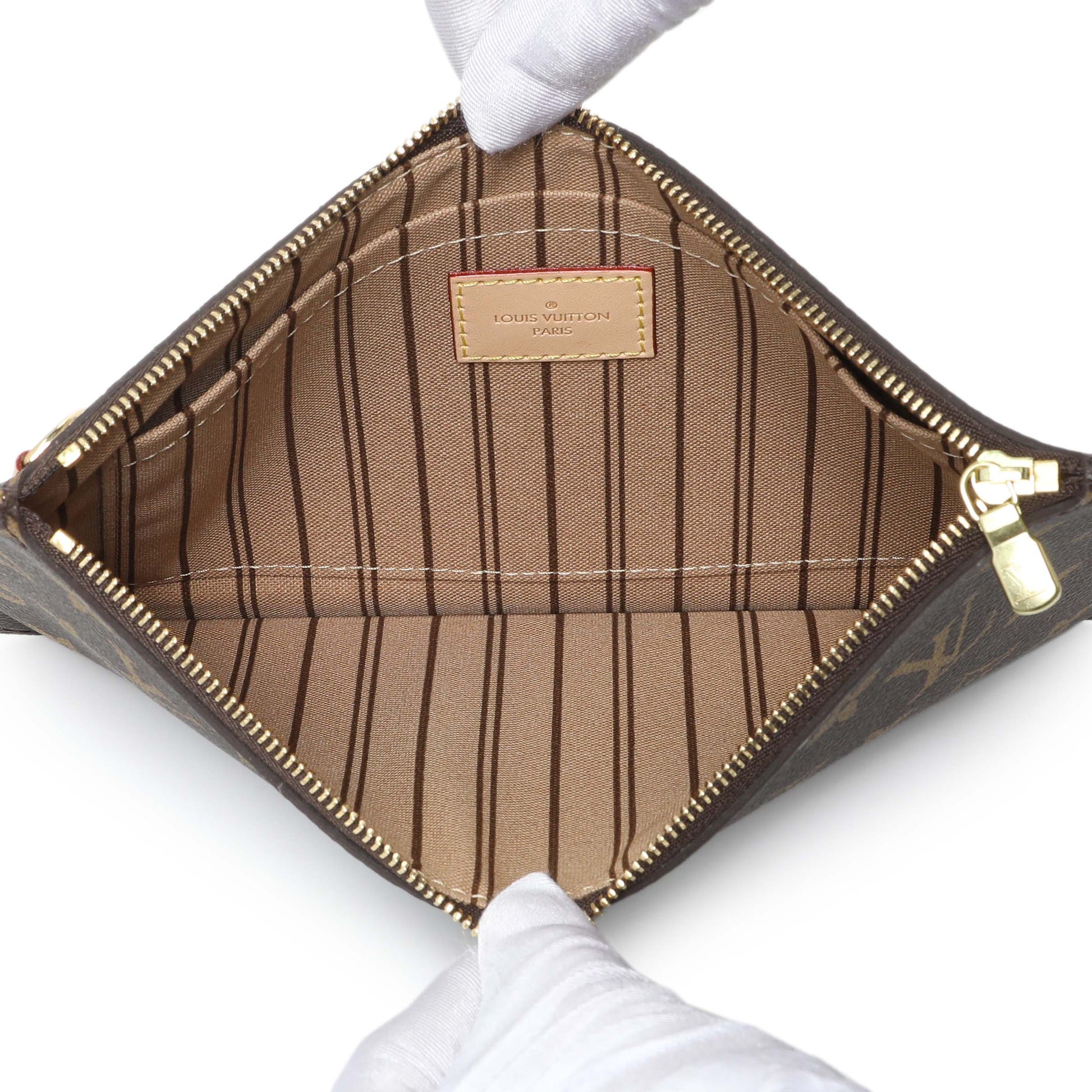 Exclusive Louis Vuitton Monogram Neverfull MM GM Pochette — Top View