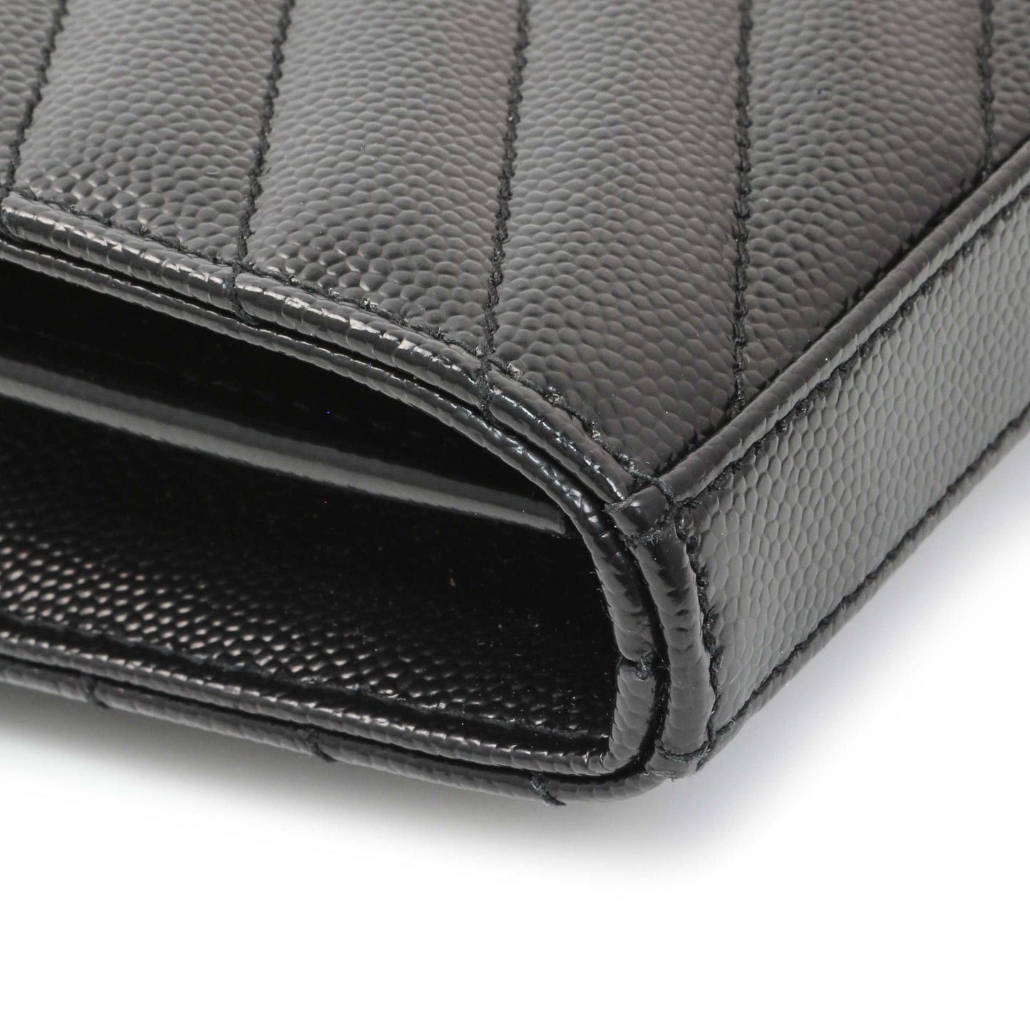 Exclusive Saint Laurent Black Grain De Poudre Matelasse Chevron Monogram Chain Wallet — Lifestyle View