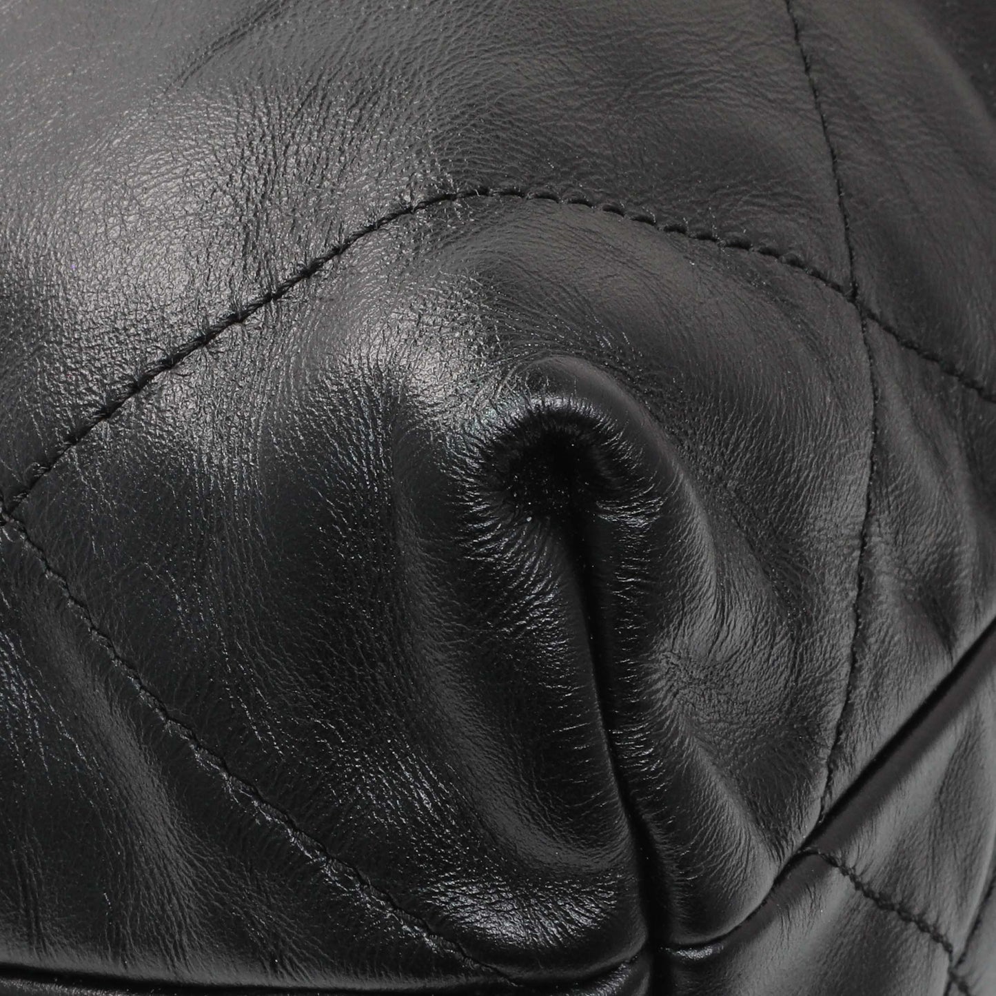 Exclusive Chanel Black Shiny Calfskin Quilted Small Chanel 22 — Top View